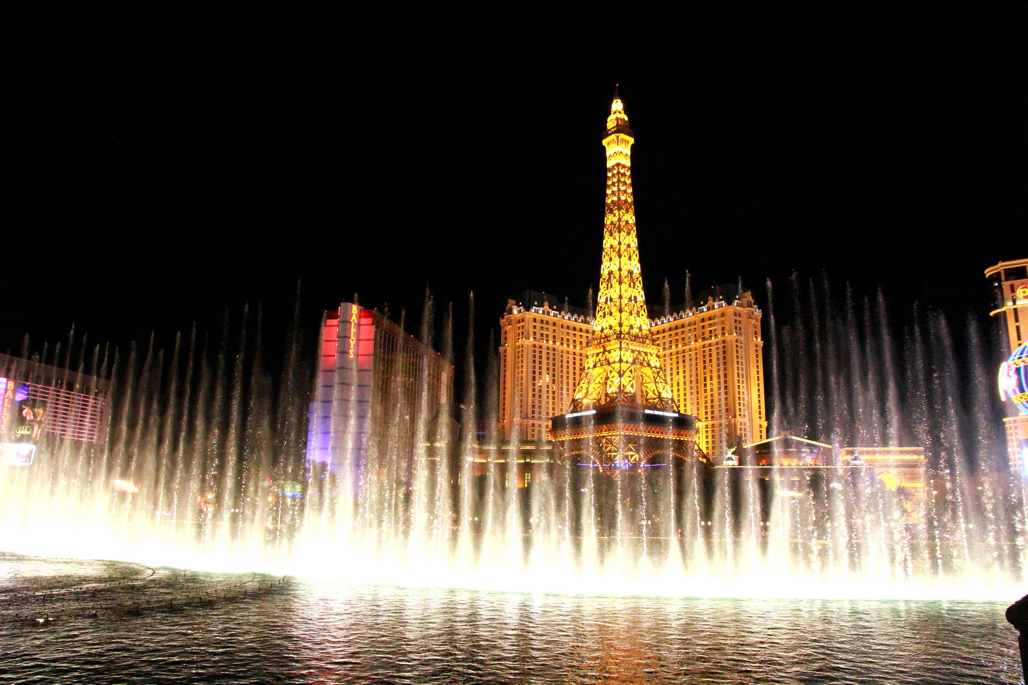 las vegas nevada -water games front of caesars' palace