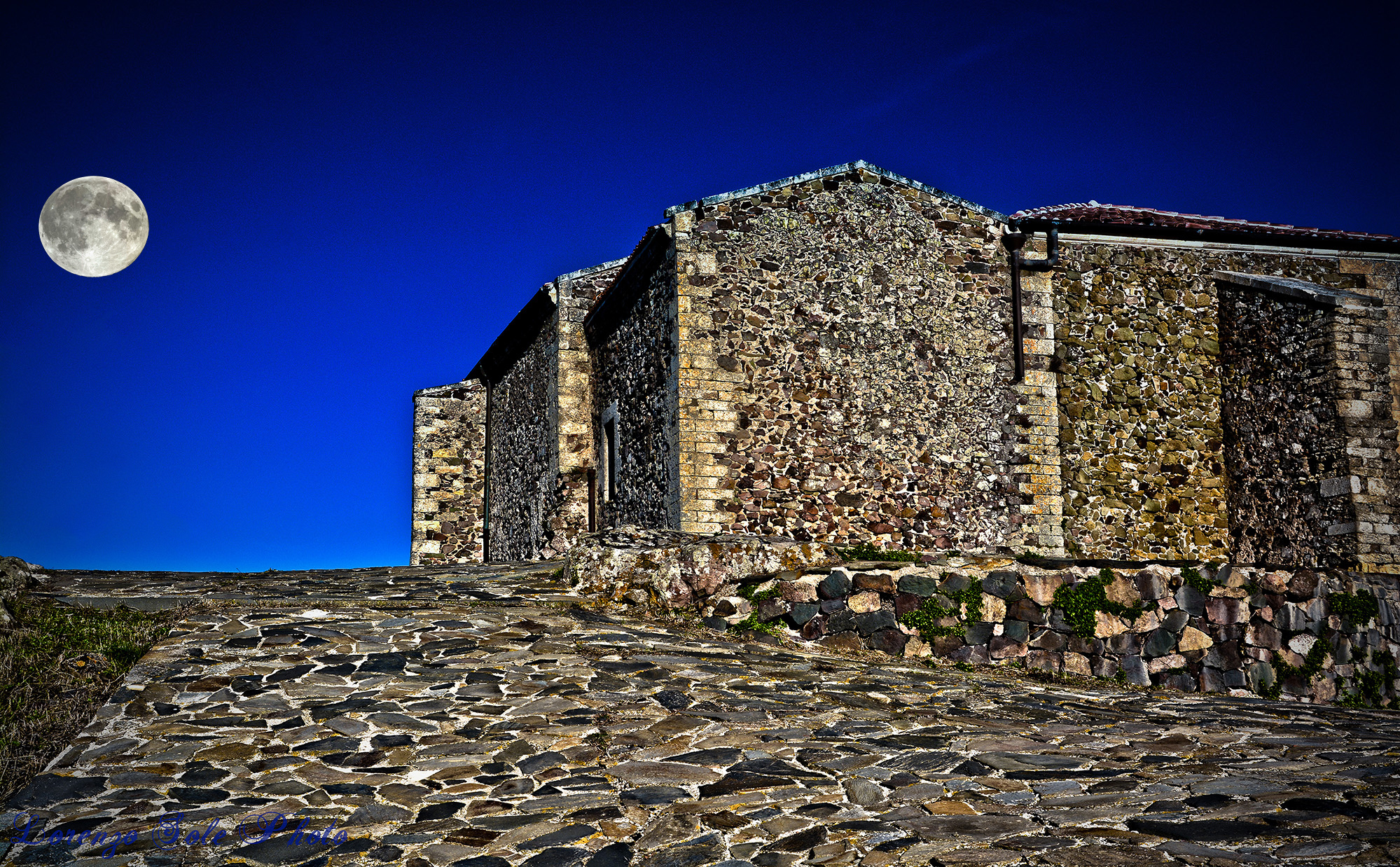 ... salita verso la luna :)