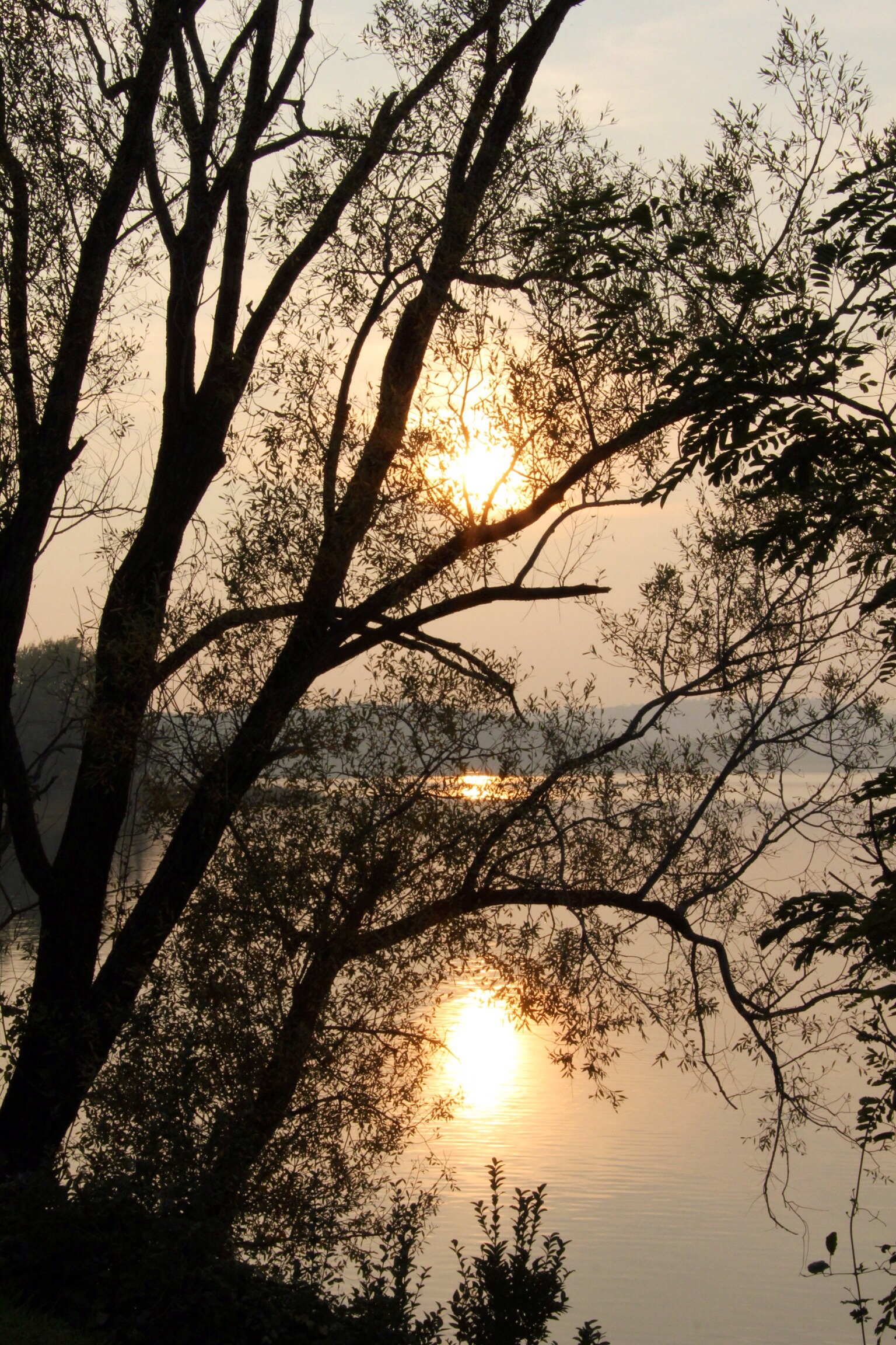 Tramonto al lago
