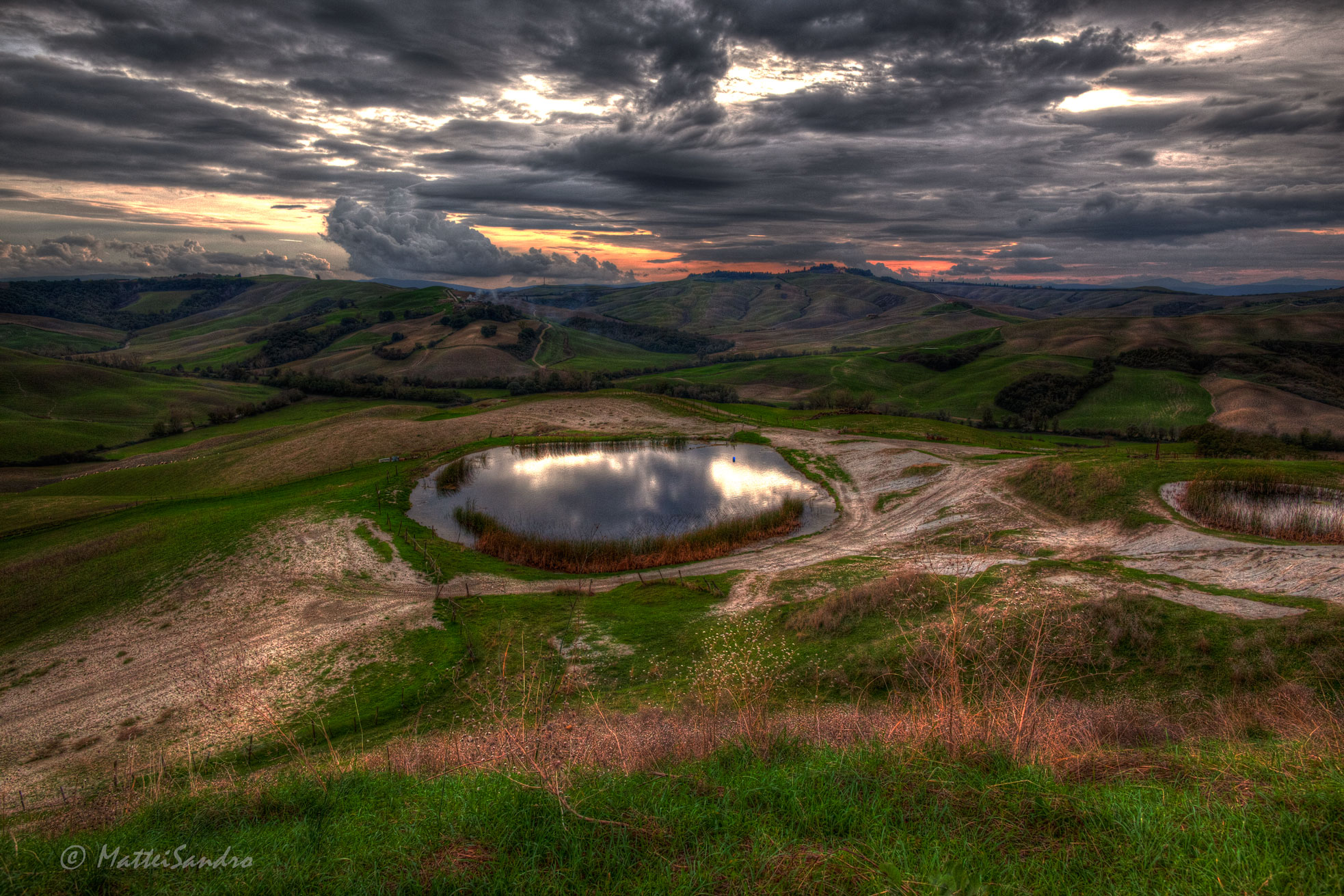 only in flashes ...... the Crete Senesi
