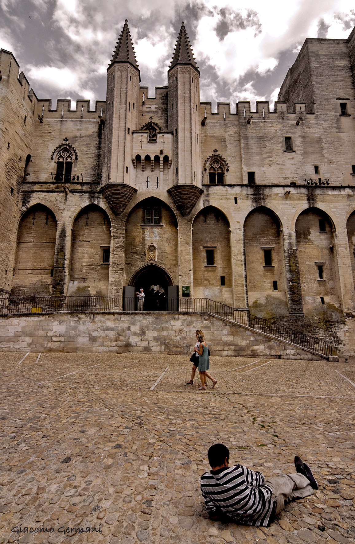 Una pausa all'ombra dei Papi (Avignone)