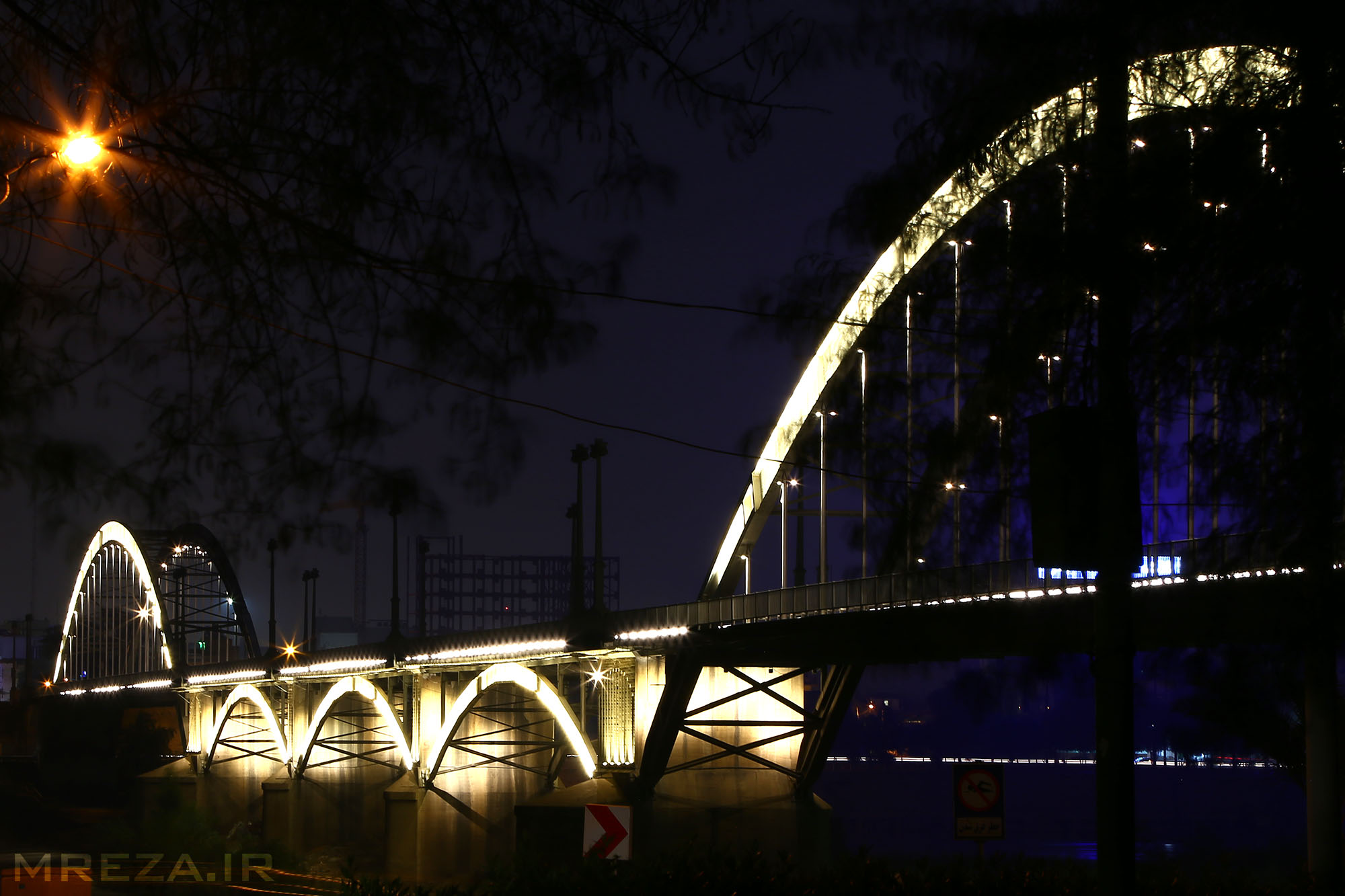 ponte bianco di Ahwaz