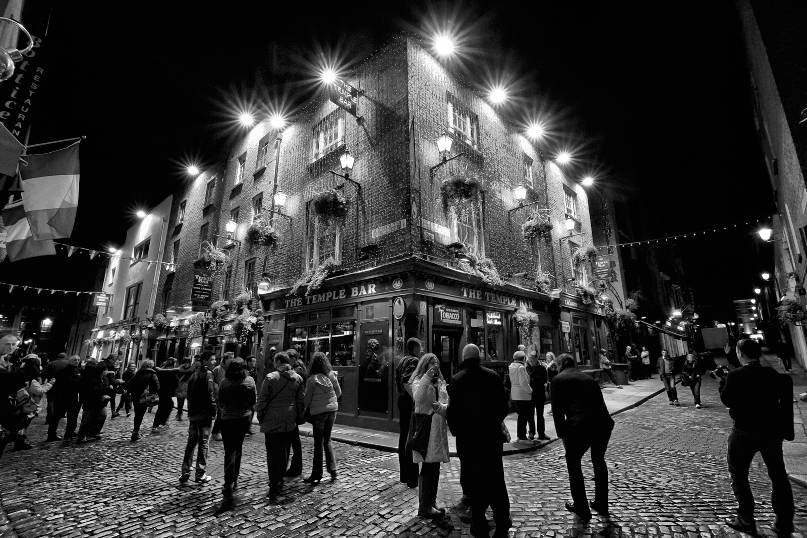 temple bar b/n