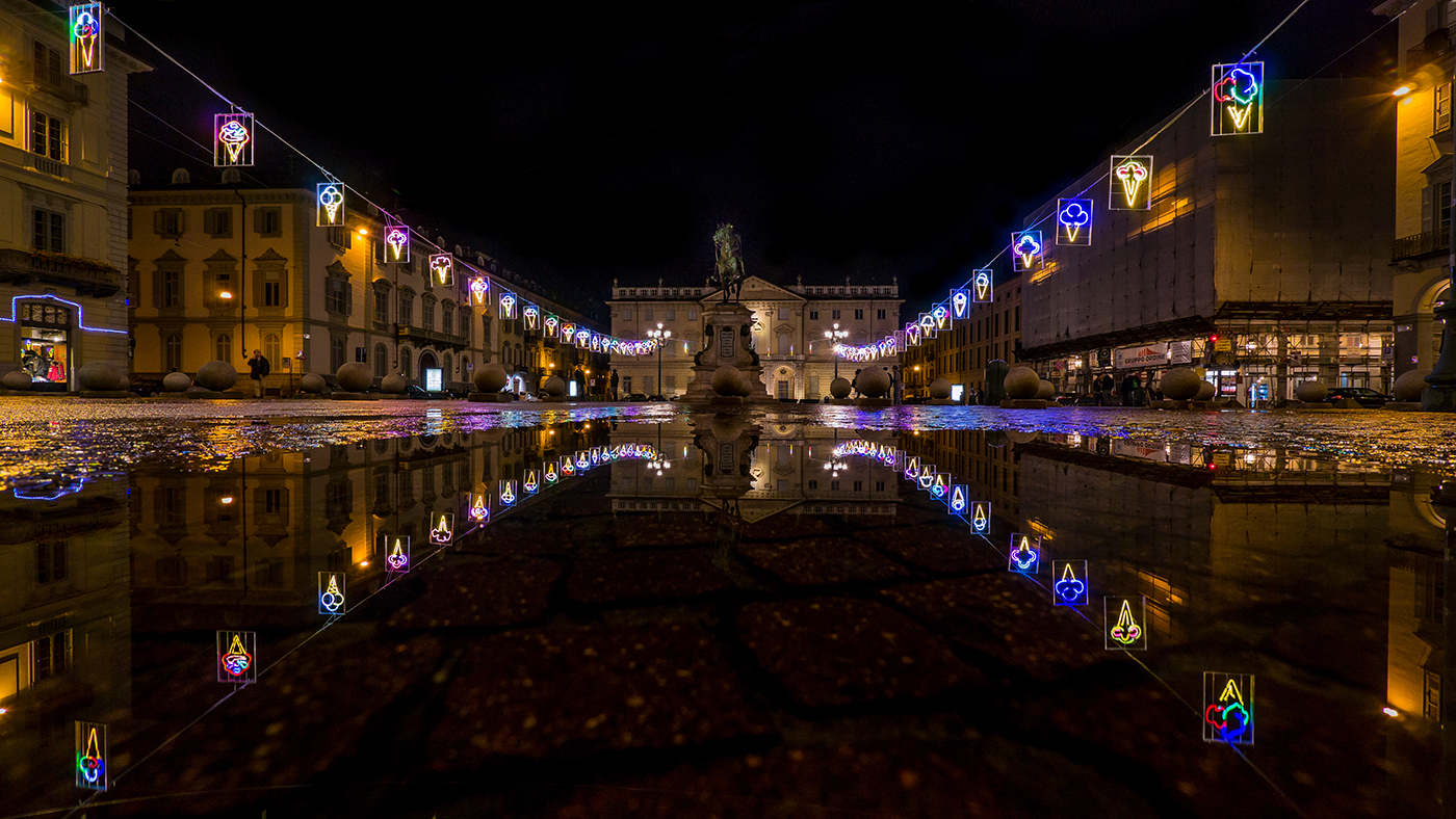 Luci d' Artista in piazza Bodoni