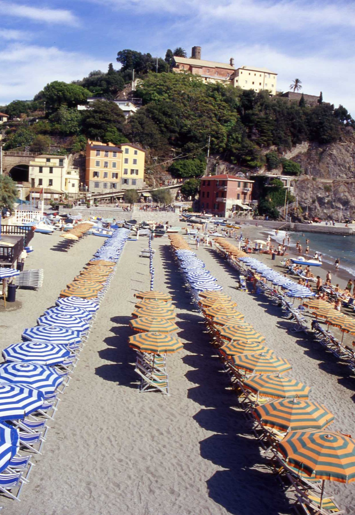 waiting for tourists