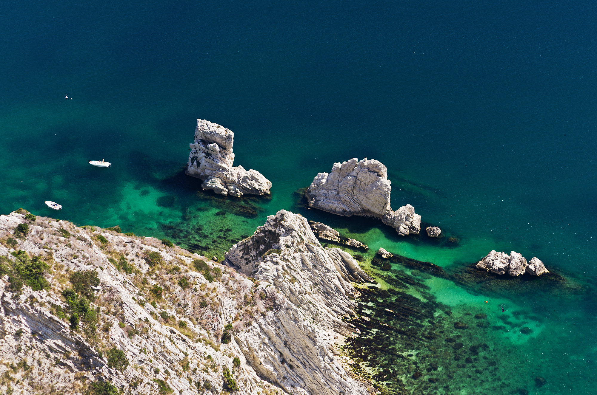 The Two Sisters Sirolo