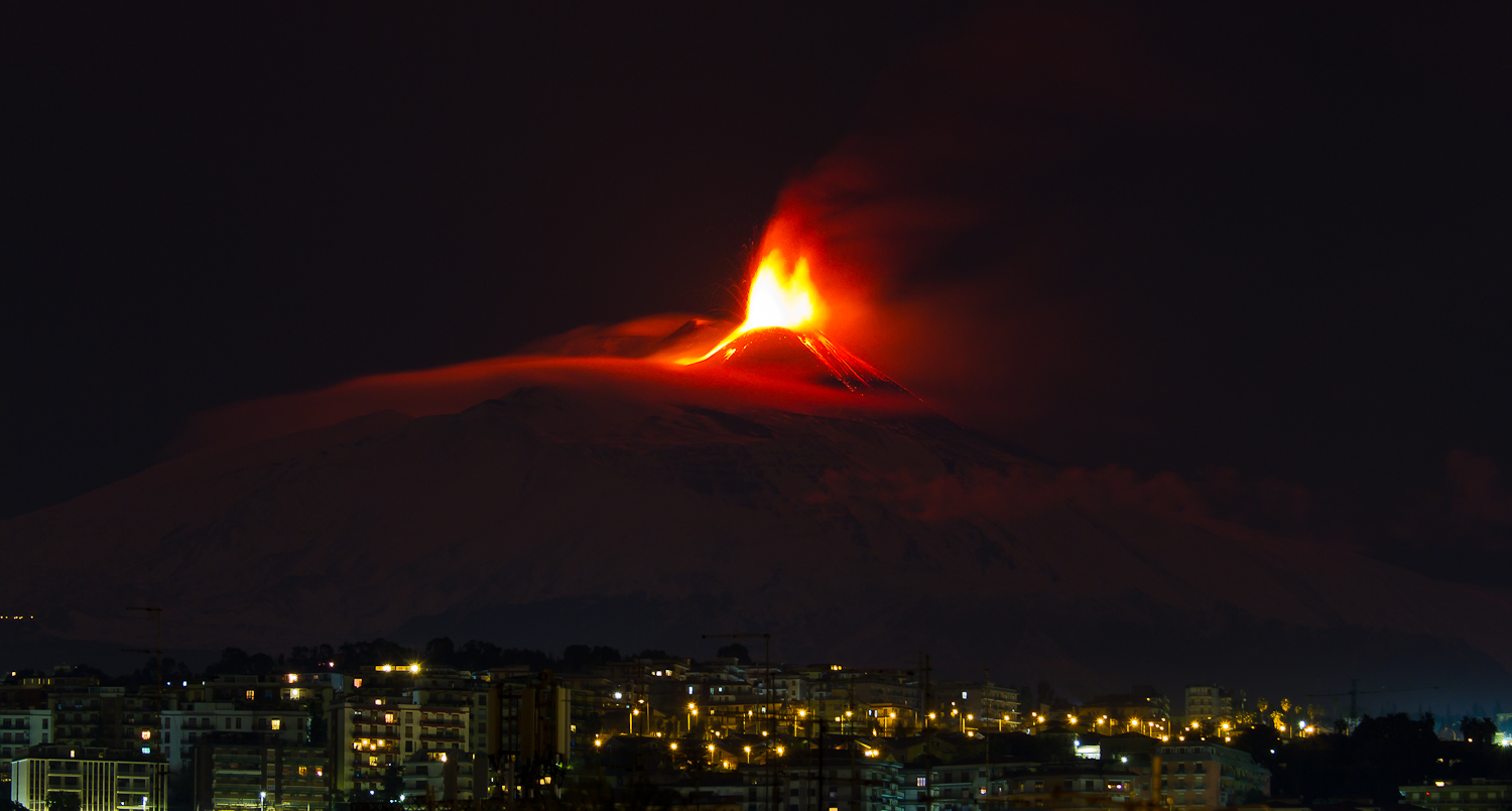 2 Eruzione Etna 28-11-13 ore 22:30