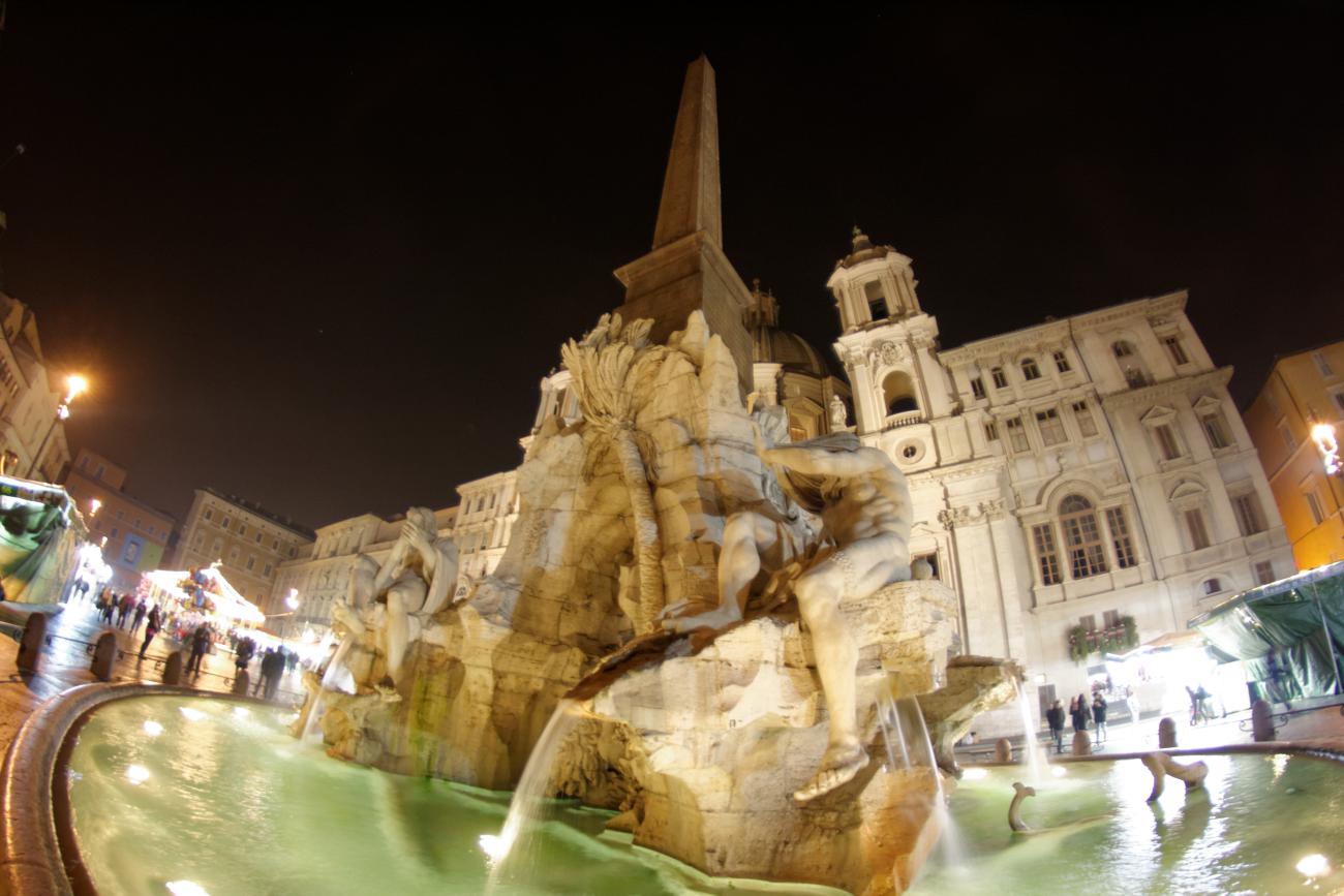 Piazza Navona, Canon EOS 1000d, Rokinon 8mm f/3.5