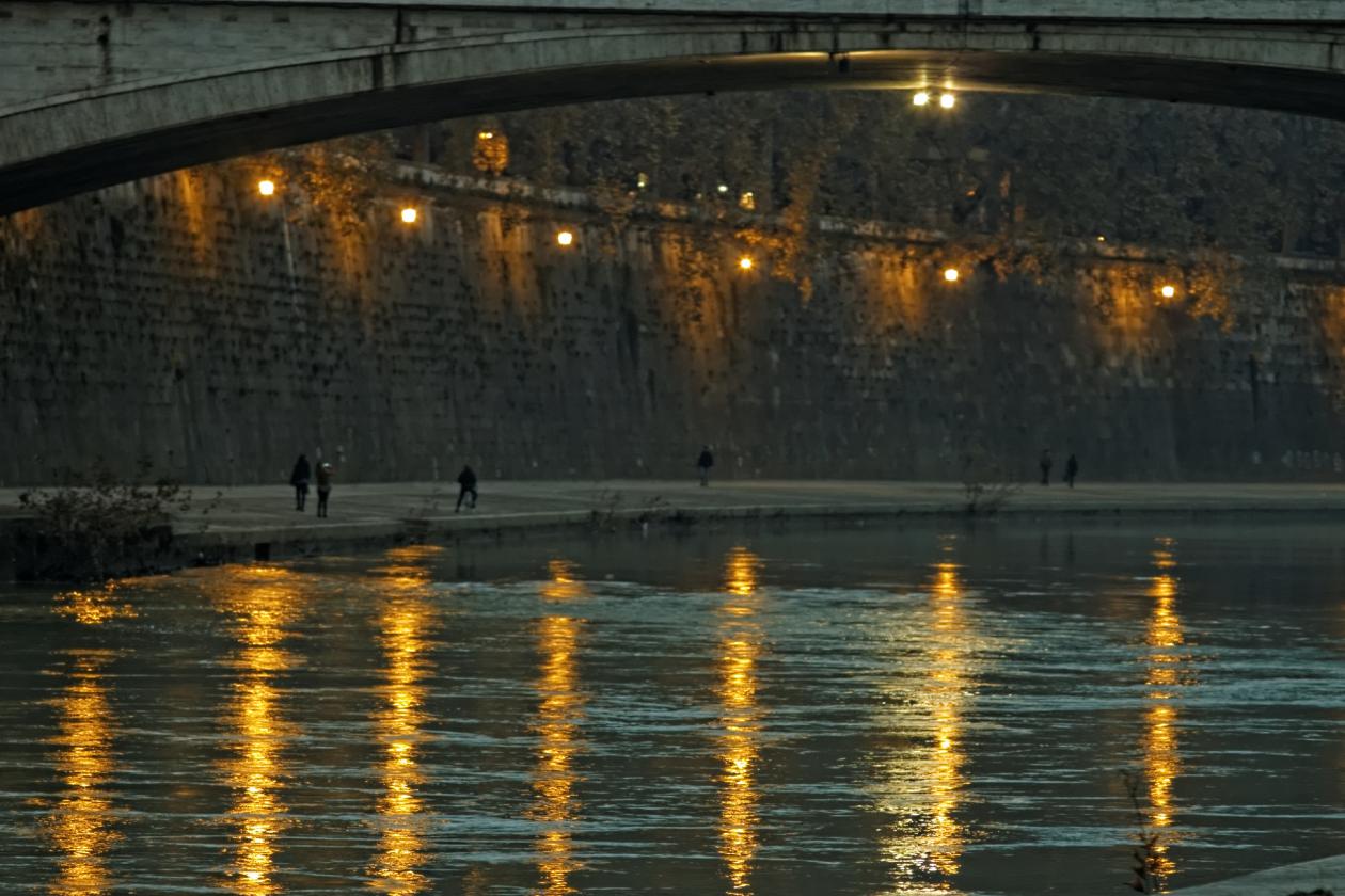 L'isola Tiberina, Carl Zeiss Sonnar 135mm f/4