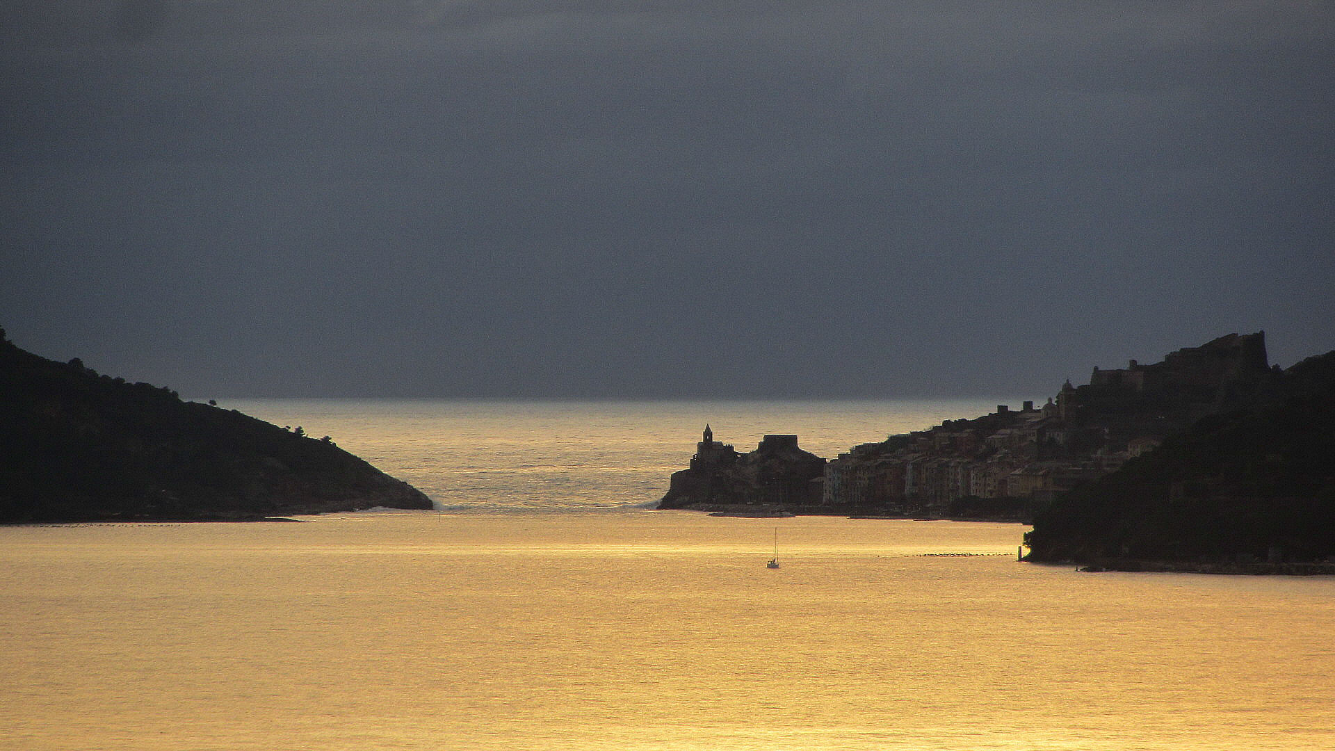 Tra fuoco e fumo (Portovenere)