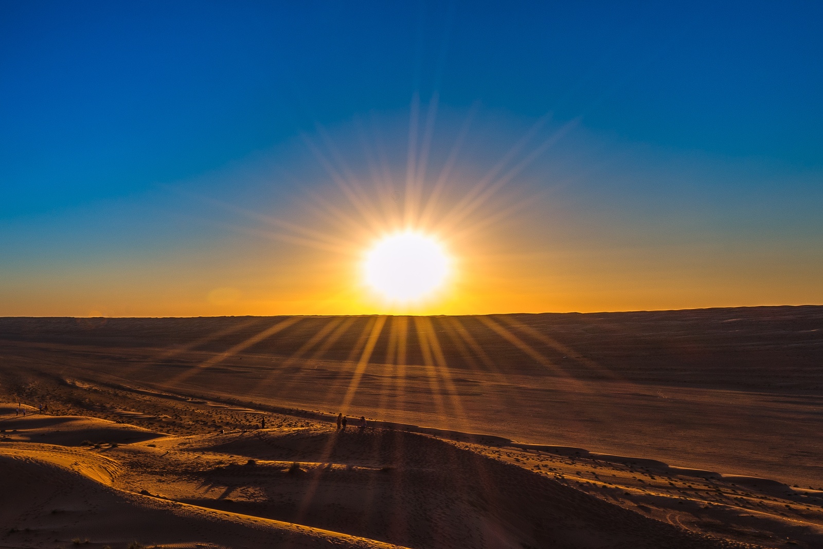 Solar Contemplation in Wahiba Sand