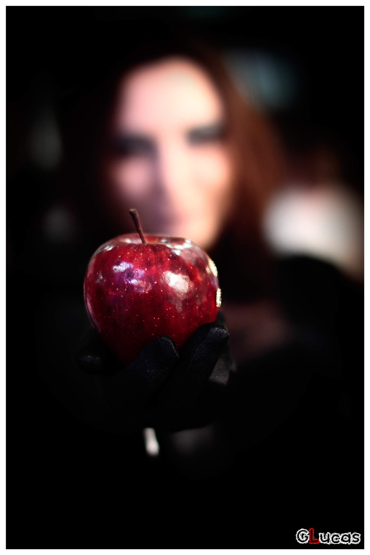 Snowwhite Apple