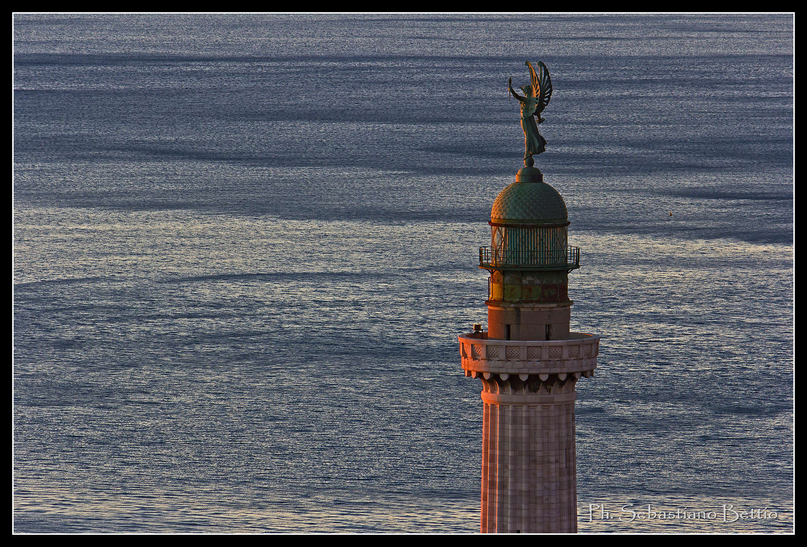 Last kiss of the sun at Victory Lighthouse.