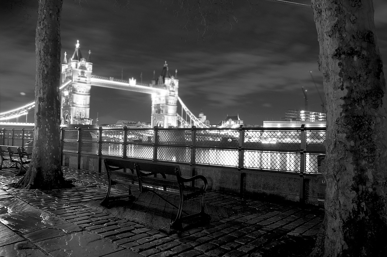 Tower Bridge B&N