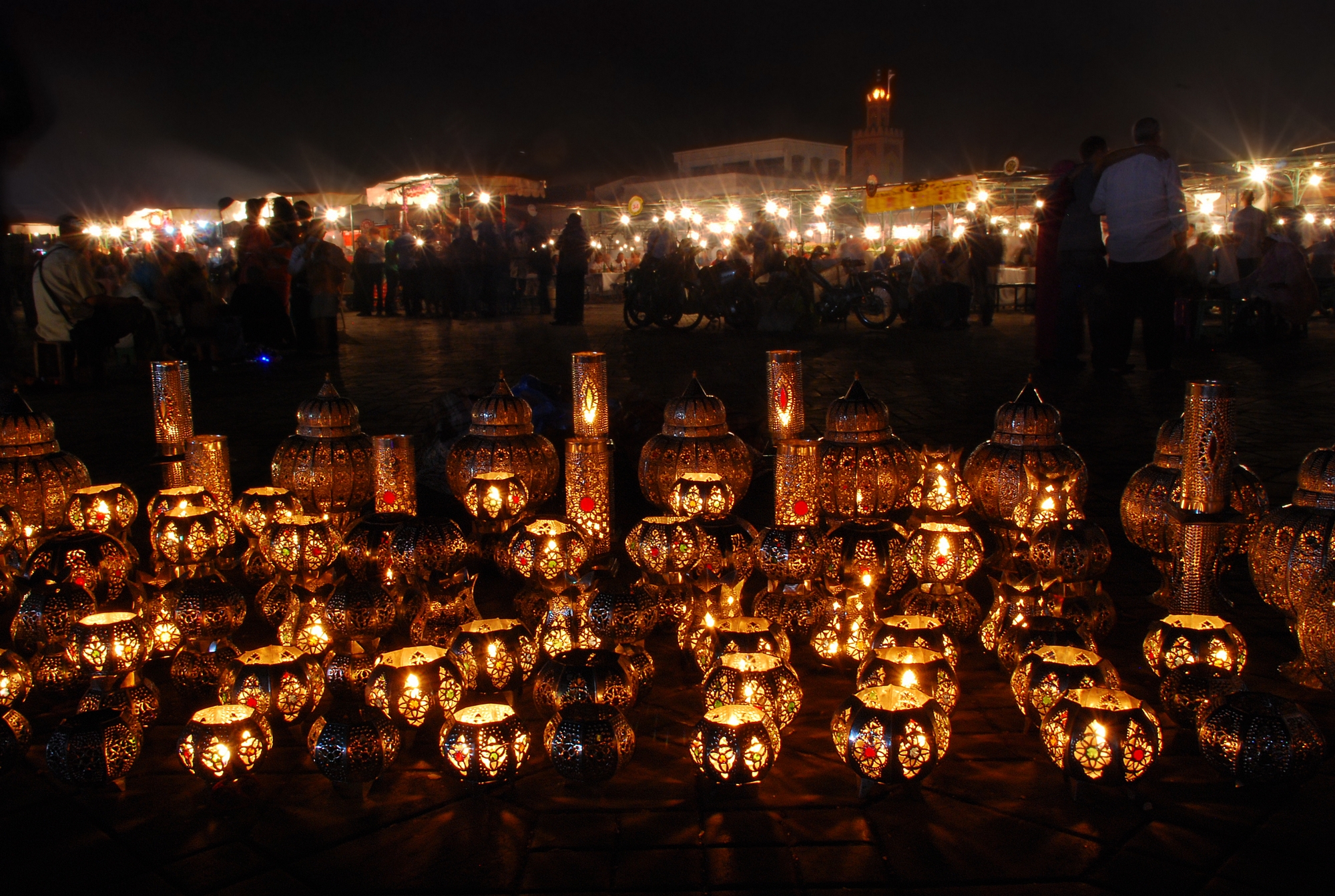 Lanterns and nightlife in the Jemaa El Fna