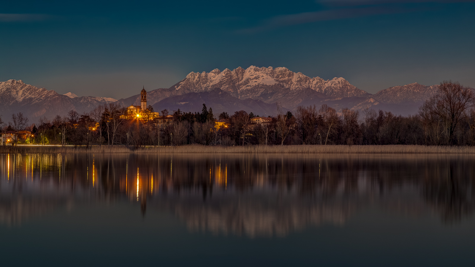 Il Resegone ... allo specchio!