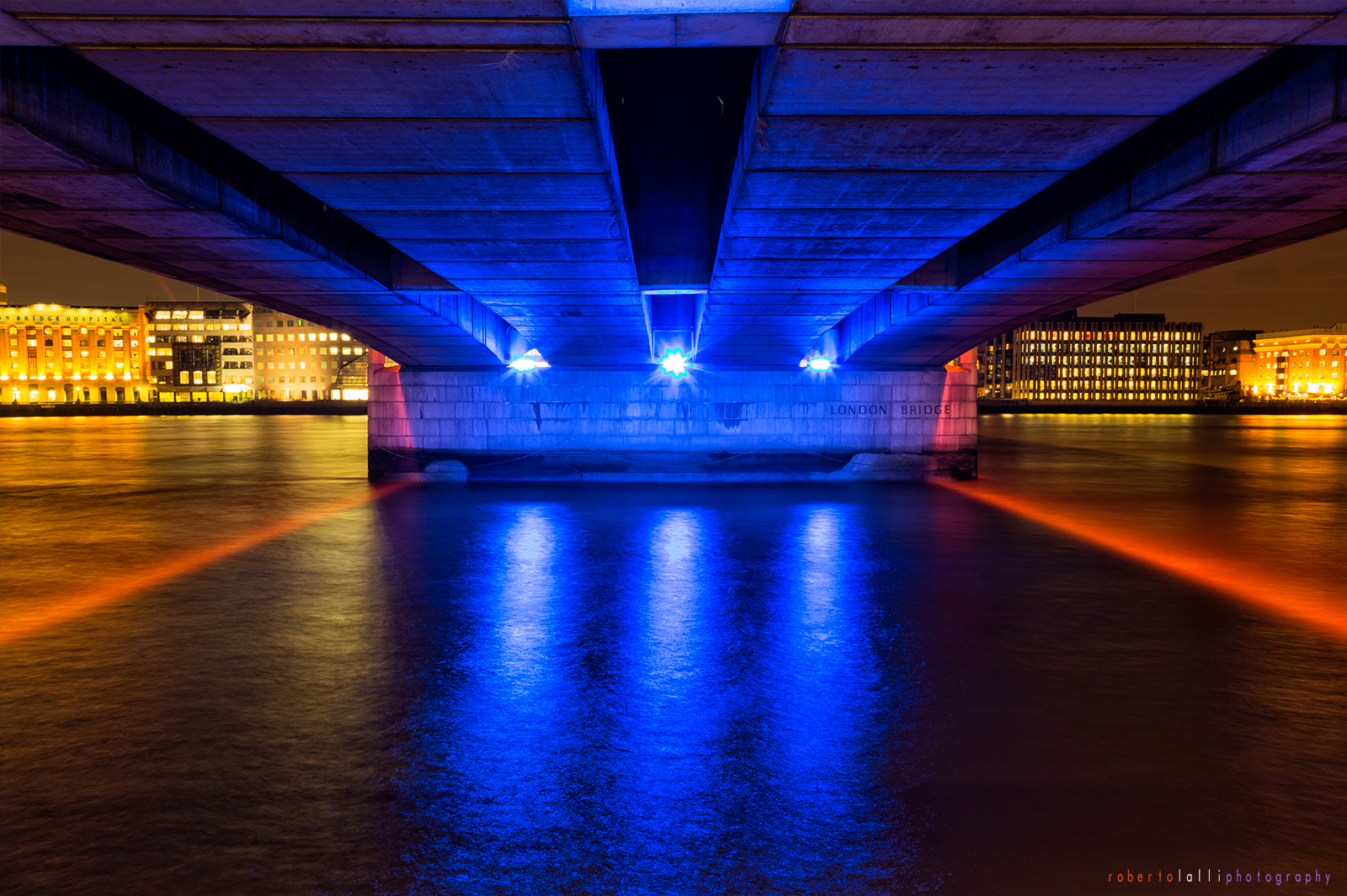 Under the London Bridge