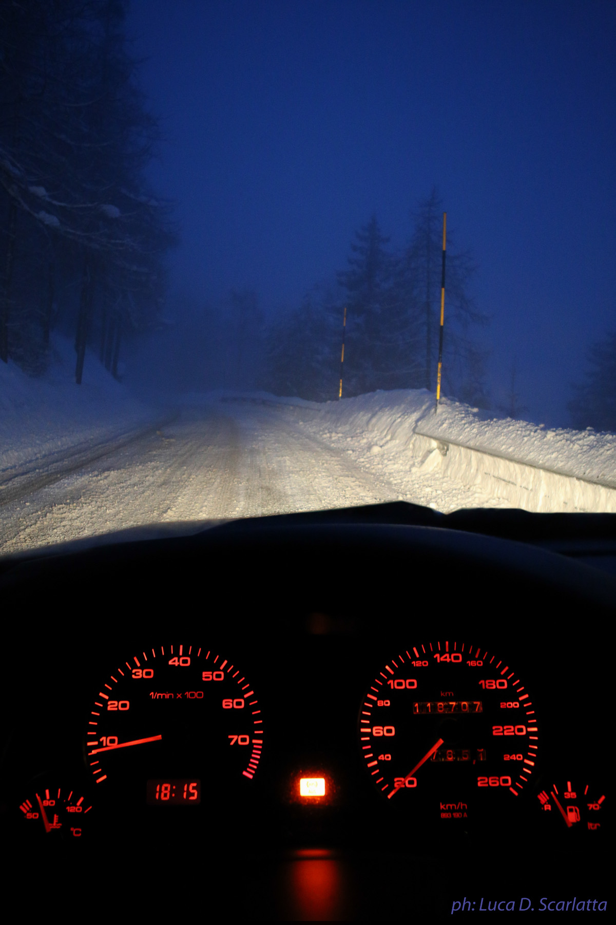 1988 Audi 90 20V four tracks on the snow