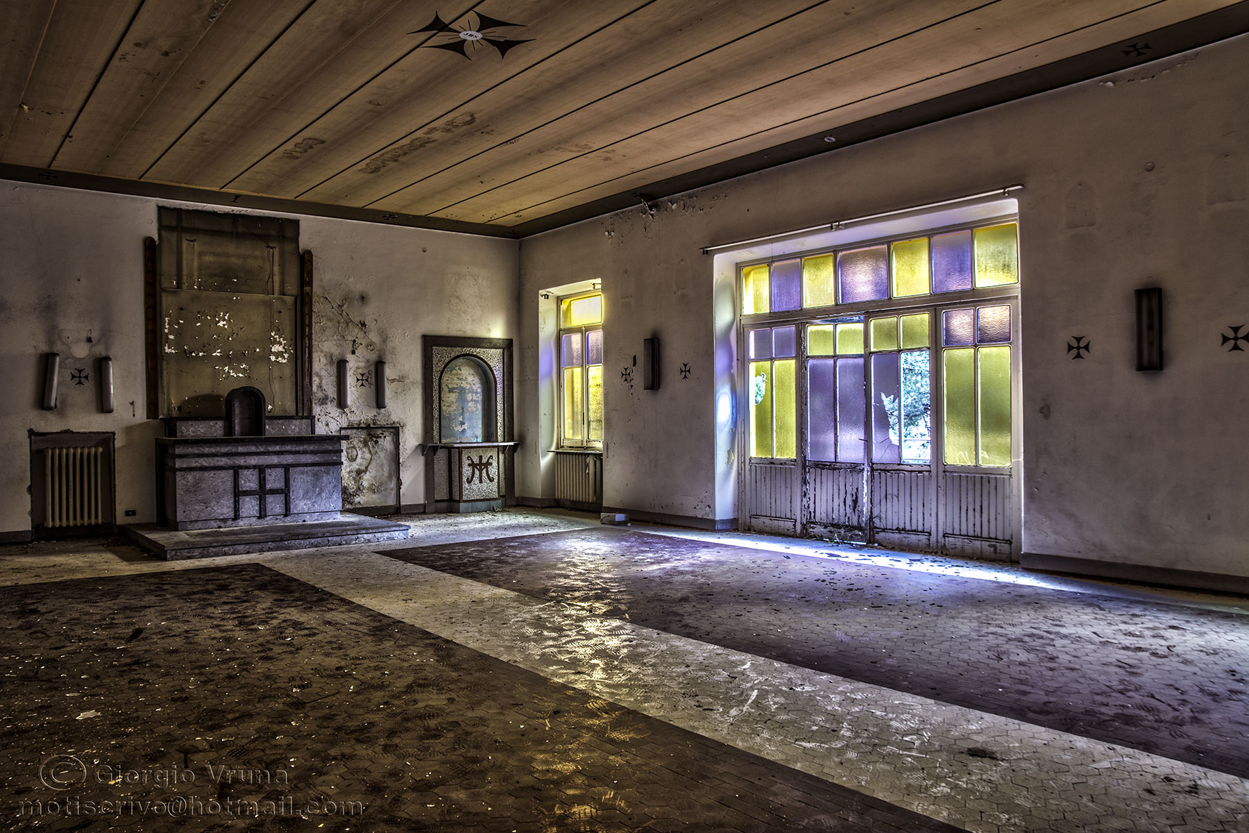 Cappella in manicomio..