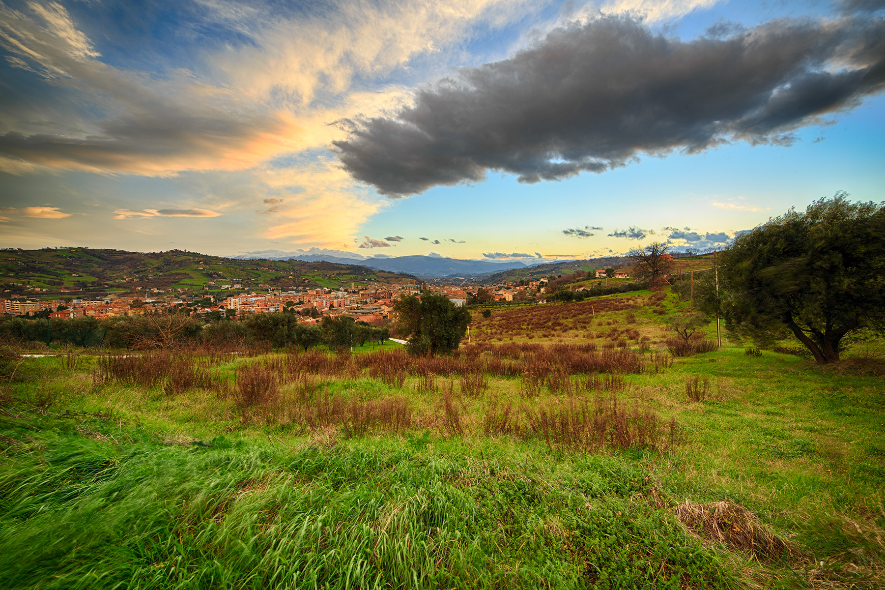 Tolentino and its valley