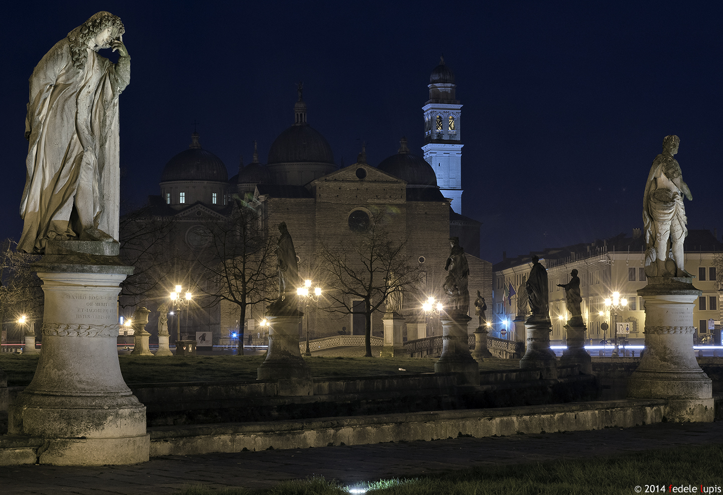 Padova, notturno. Prato della Valle.