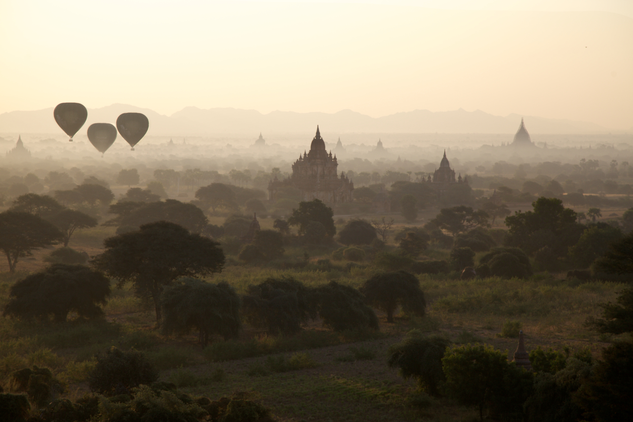 Sunrise in Bagan