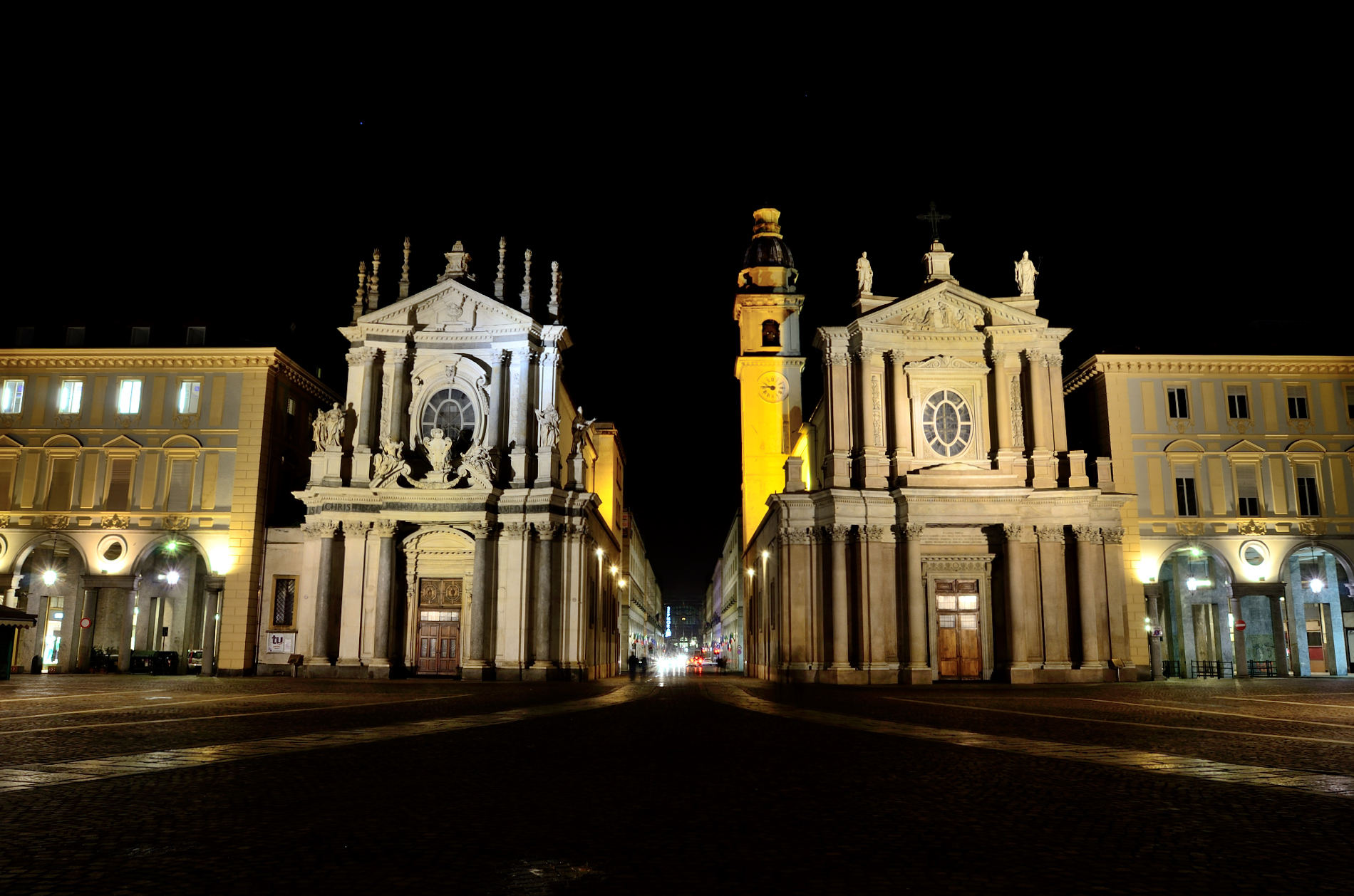 Torino - p.zza S. Carlo - S. Cristina e S. Carlo