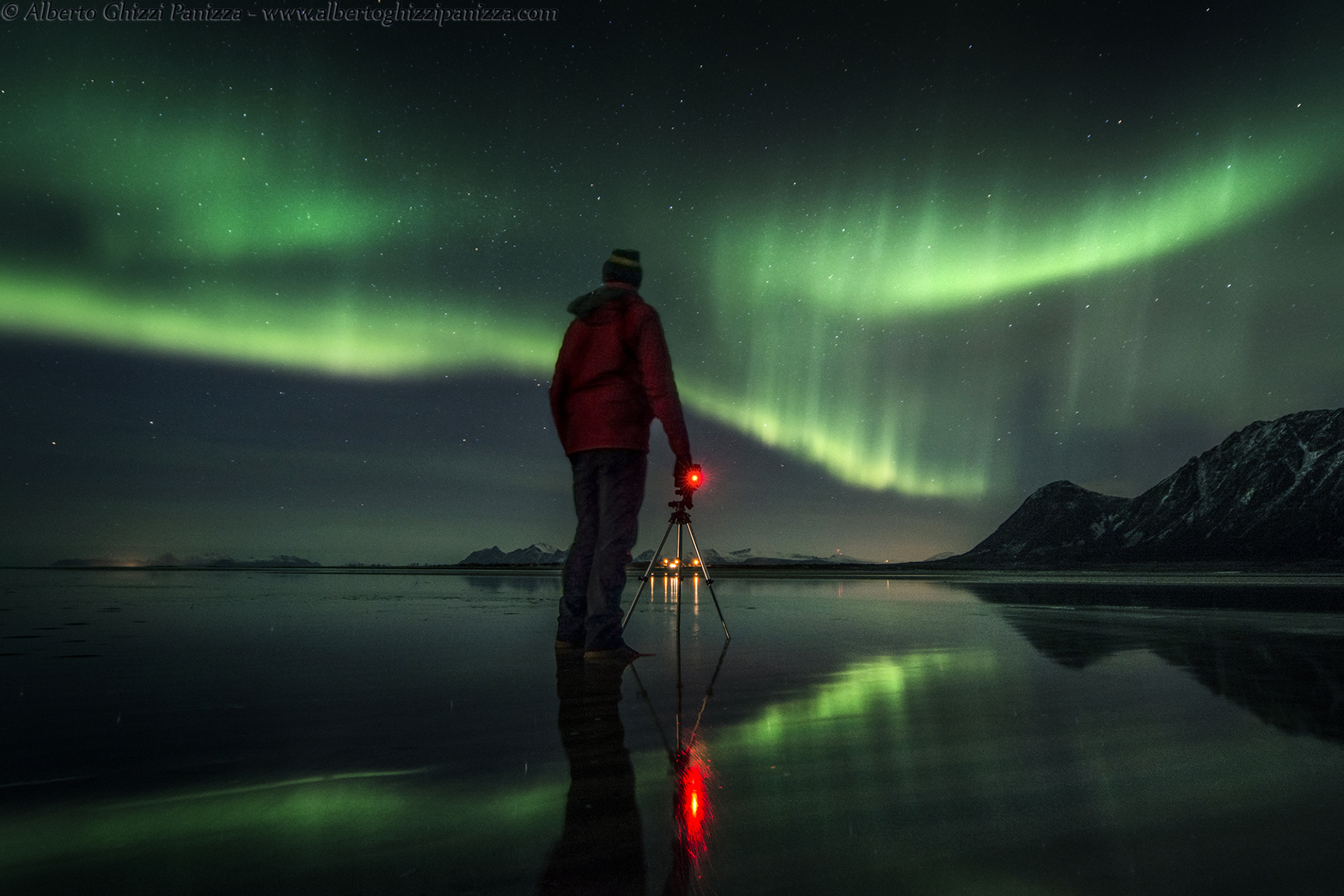 Photographing between two skies light