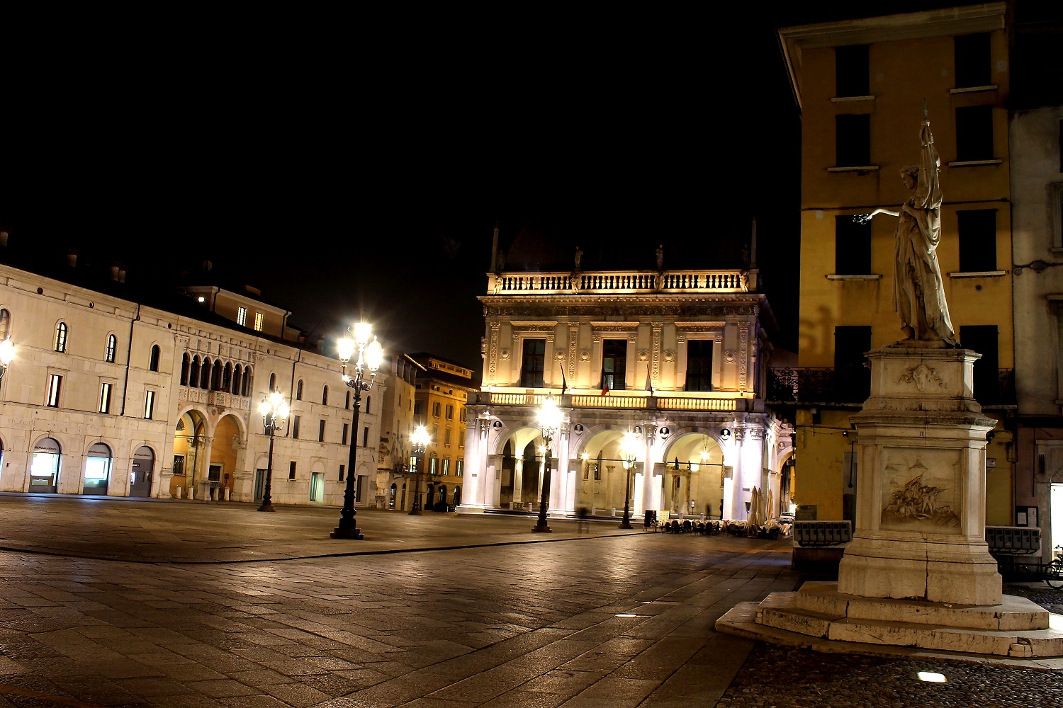 Piazza della Loggia-Bs