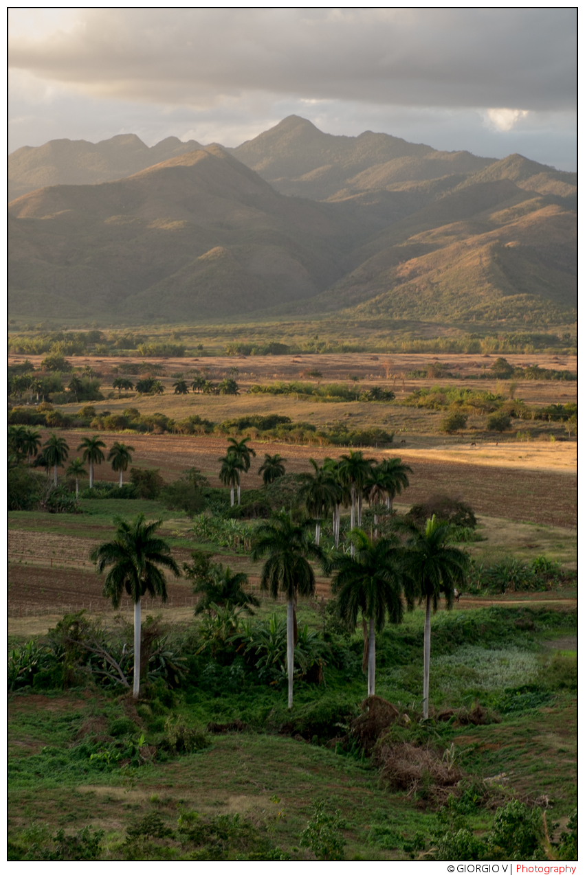 Valle de los Ingenio (Cuba)