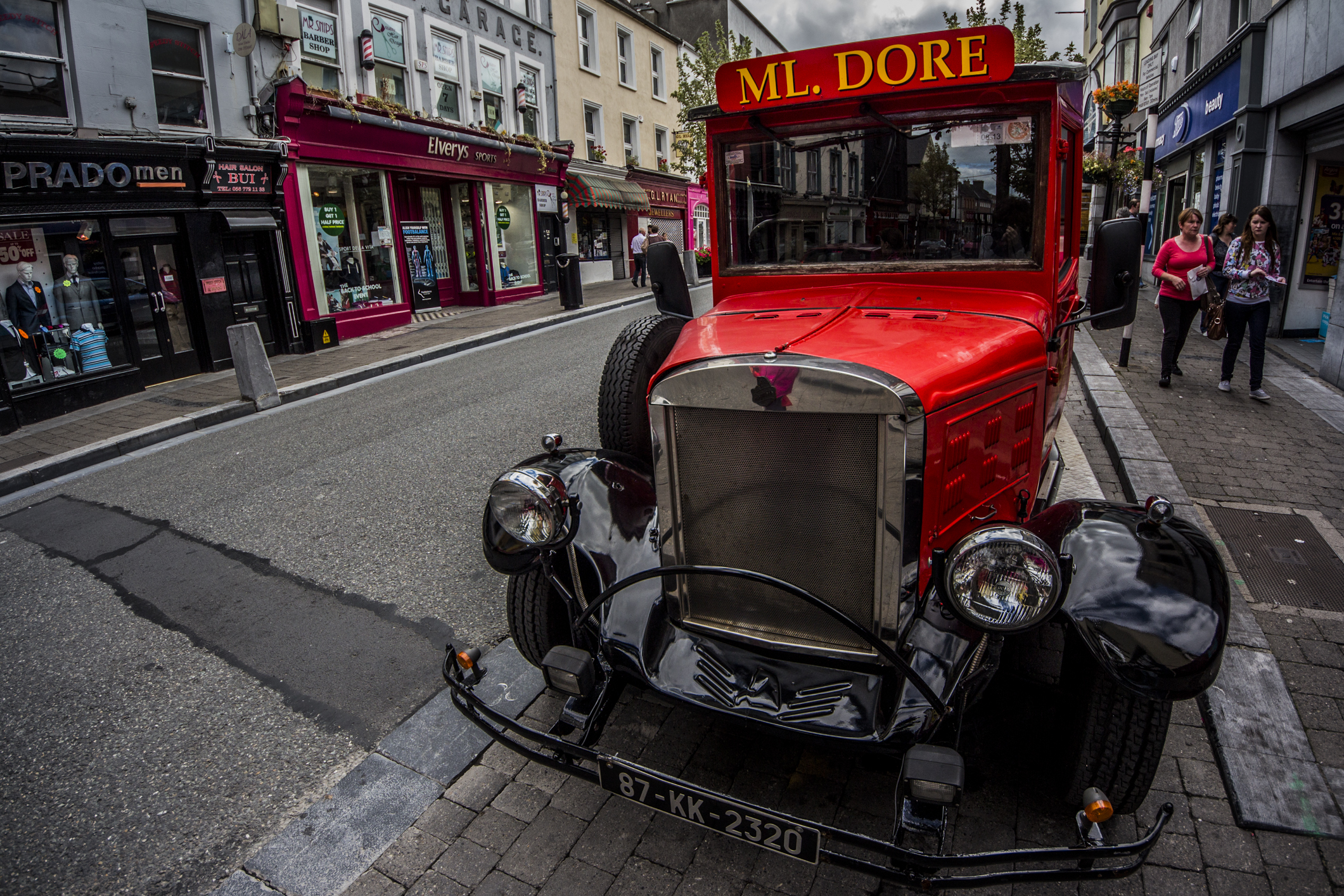 Kilkenny streets and cars ...