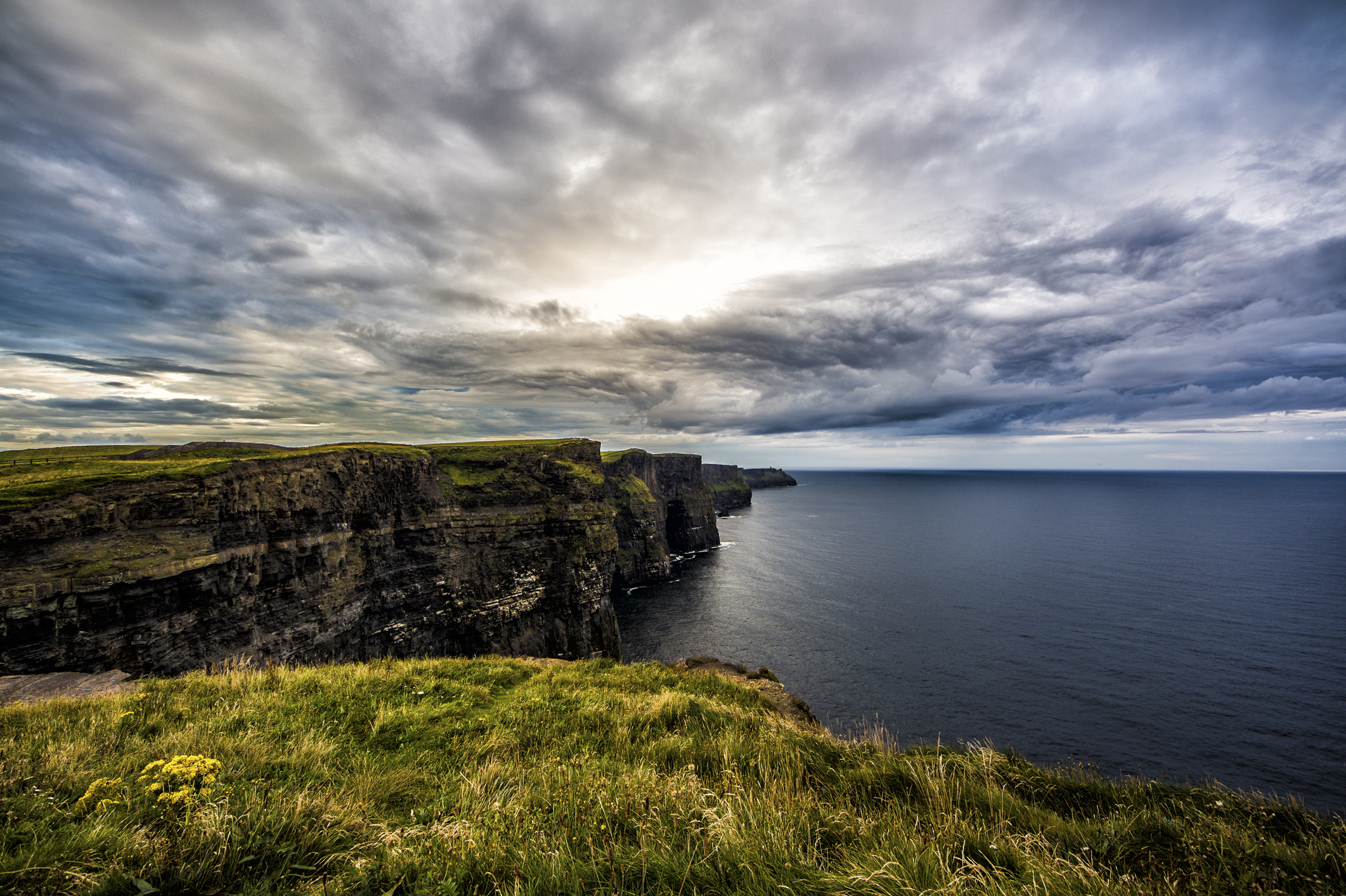 Cliffs of Moher all'imbrunire.