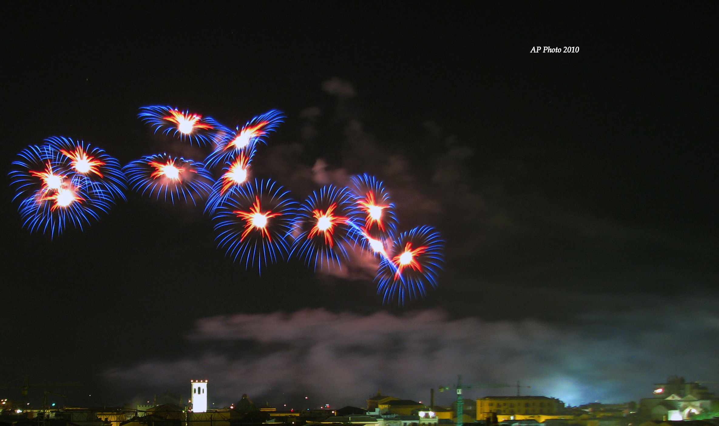 The fireworks in honor of Santuzza