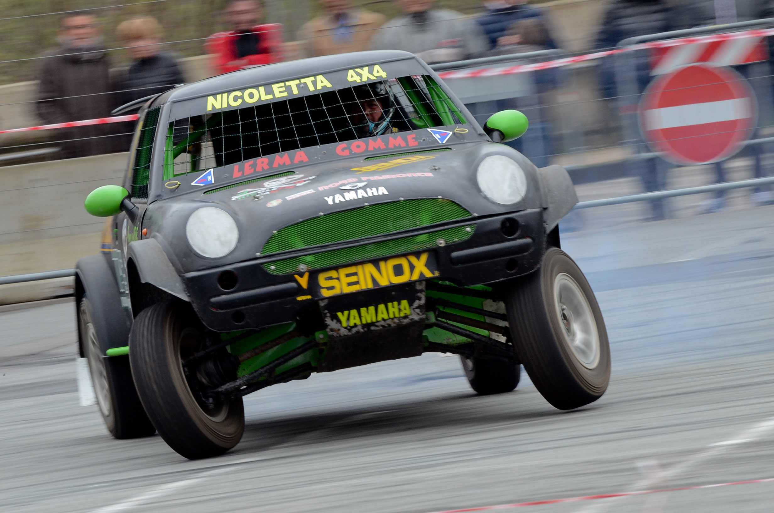 Drifting Mini!