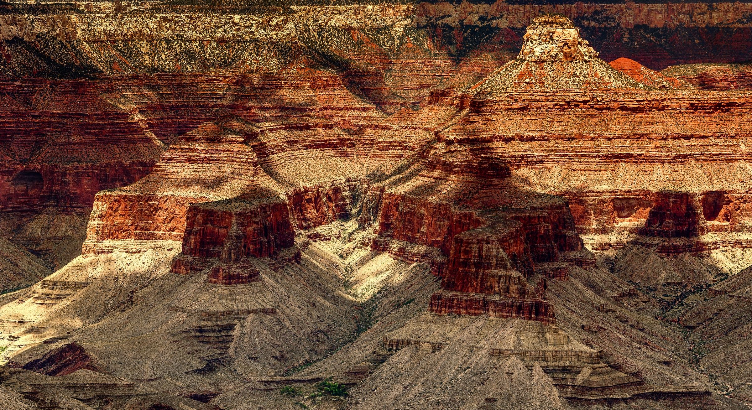 Playing light on Grand Canyon
