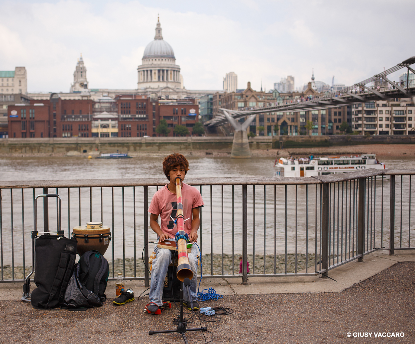 Street Performer on the Millenium Bridge