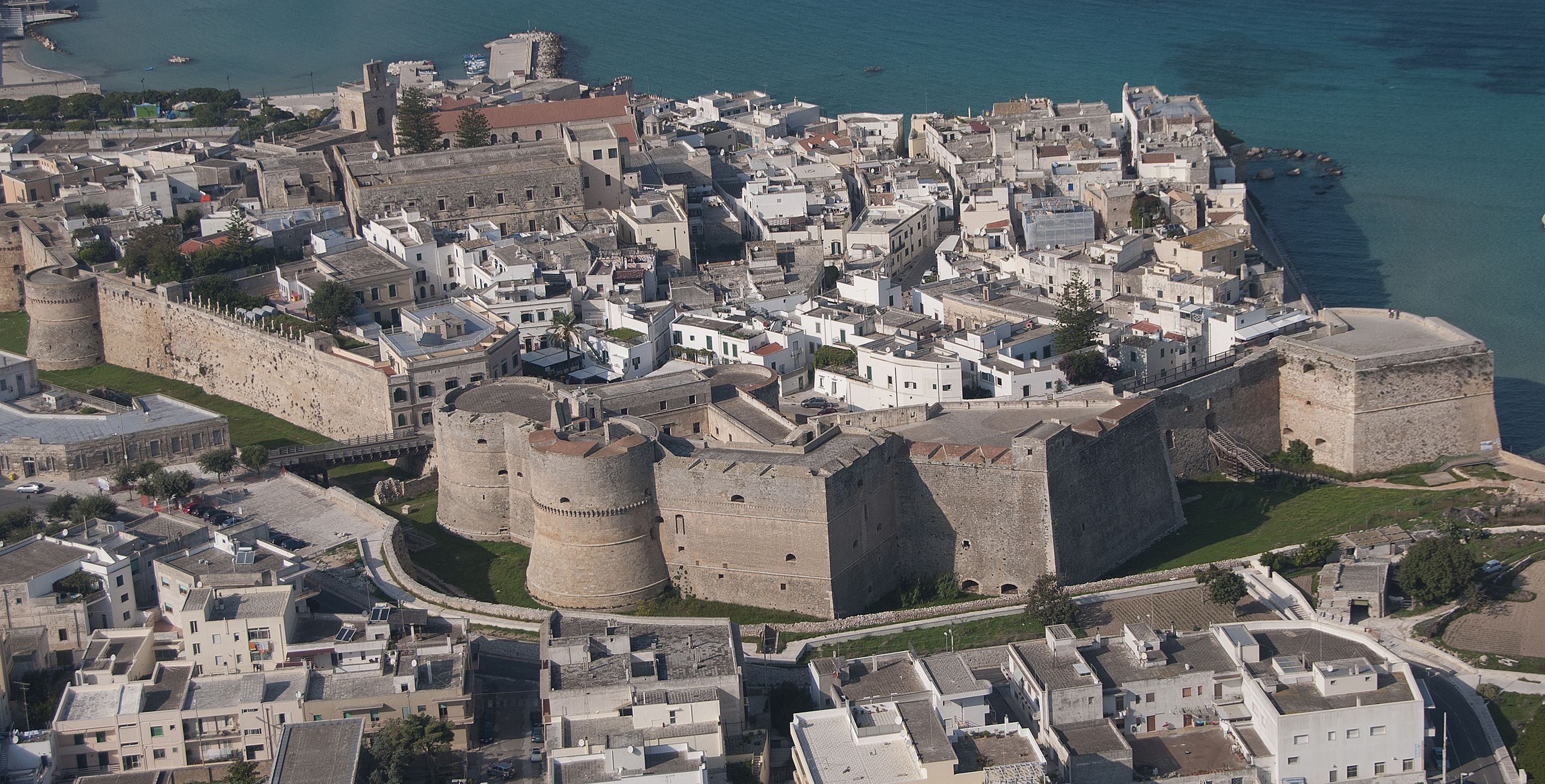 Centro storico di Otranto        Paesaggio