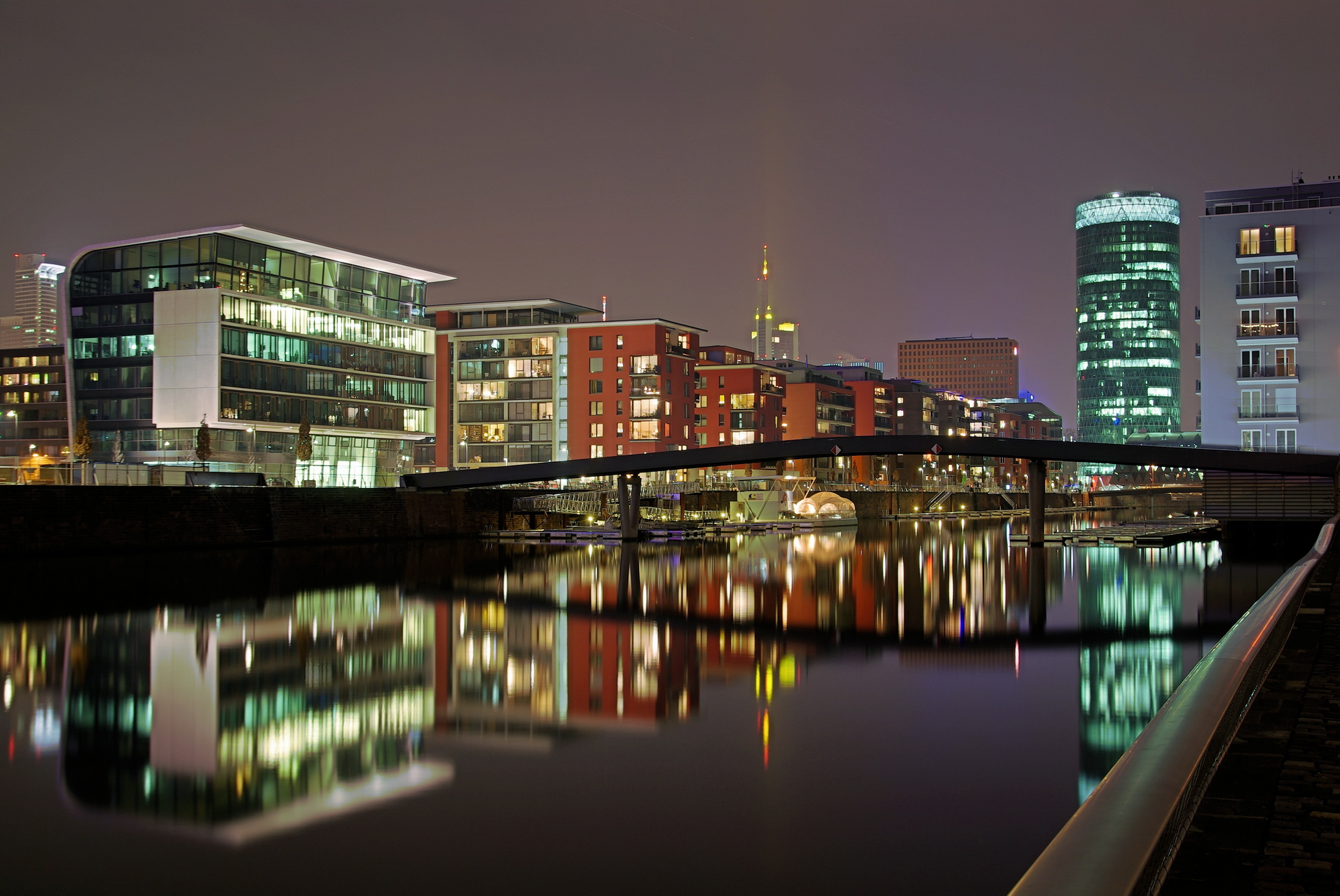 Westhafen di notte II