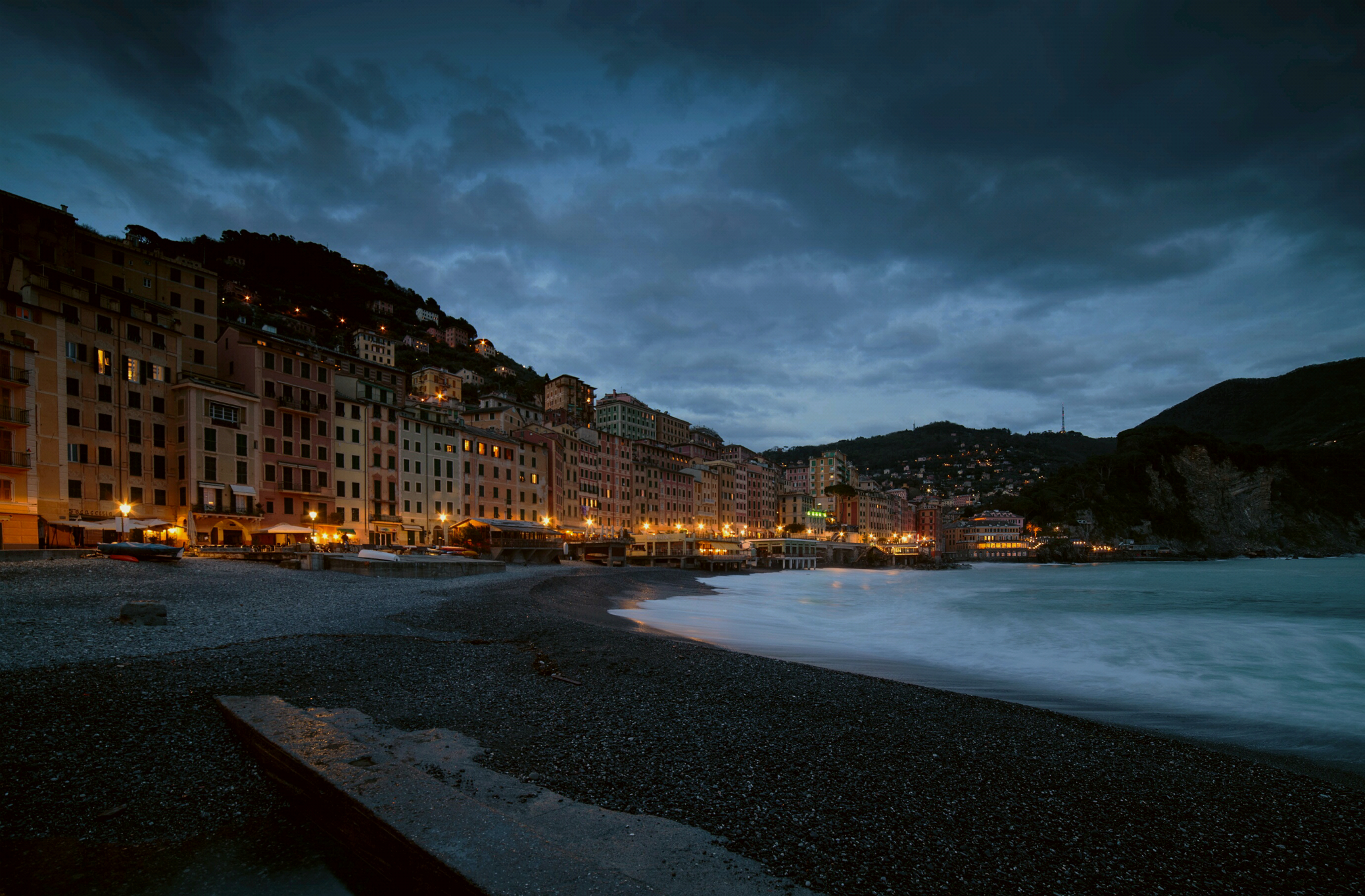 Notturno a Camogli