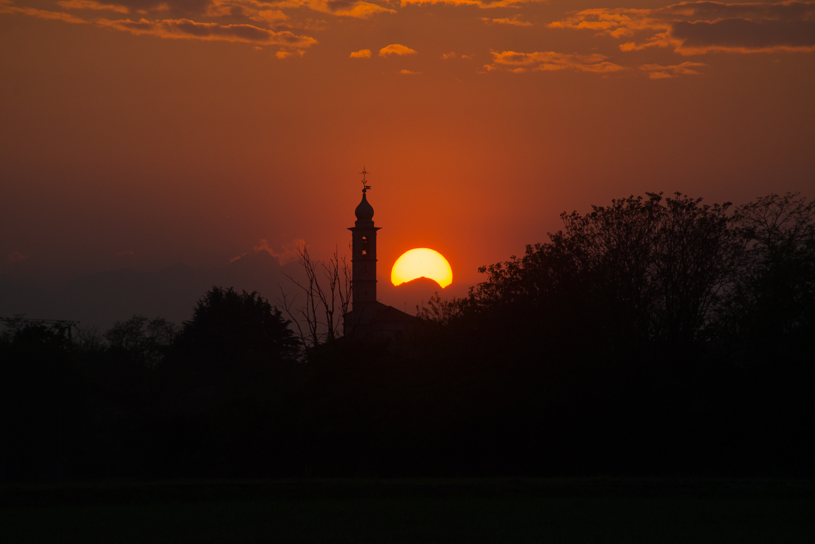 Tramonto a San Giovanni di Oleggio
