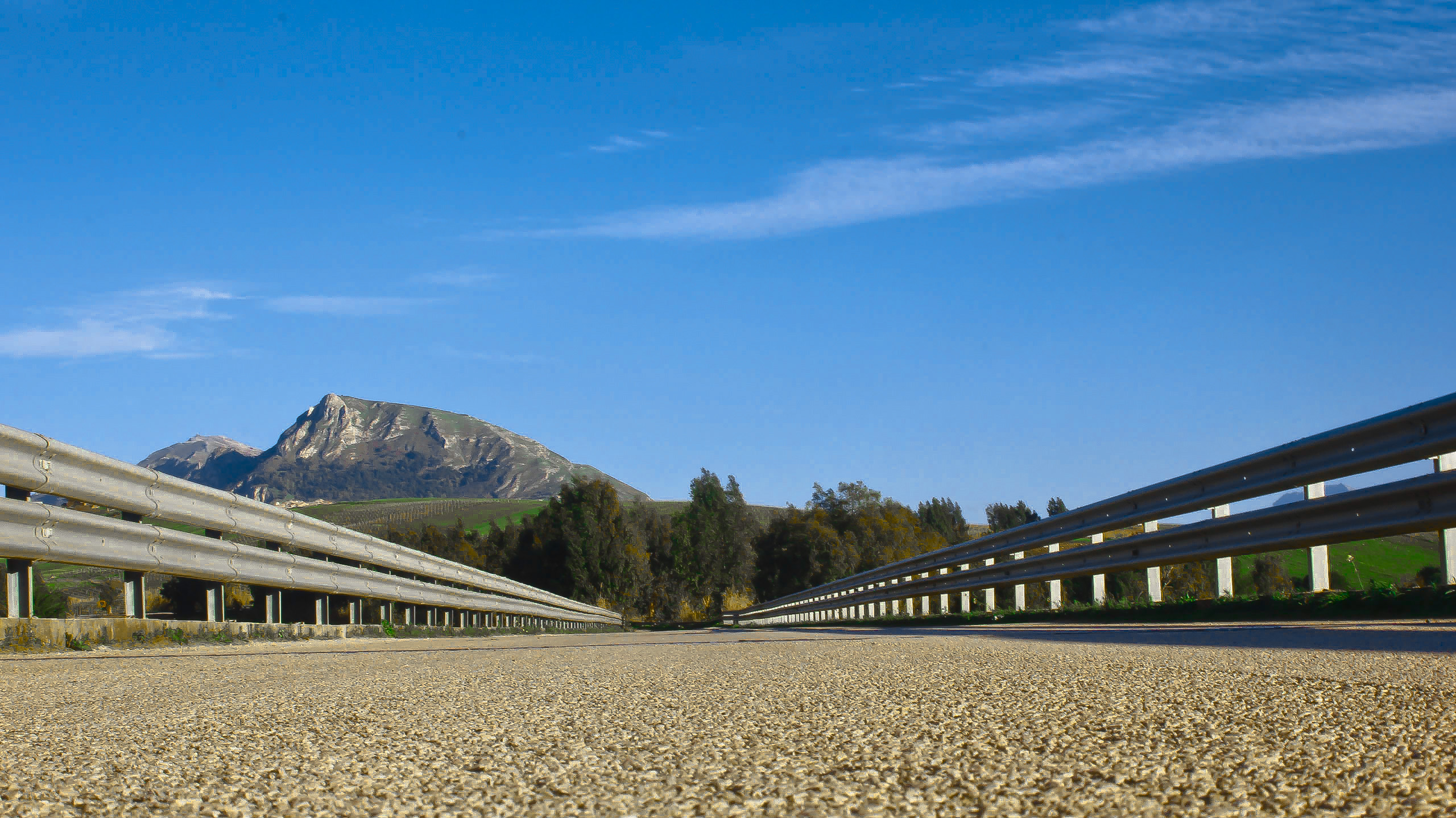 Ponte sul fiume Jato