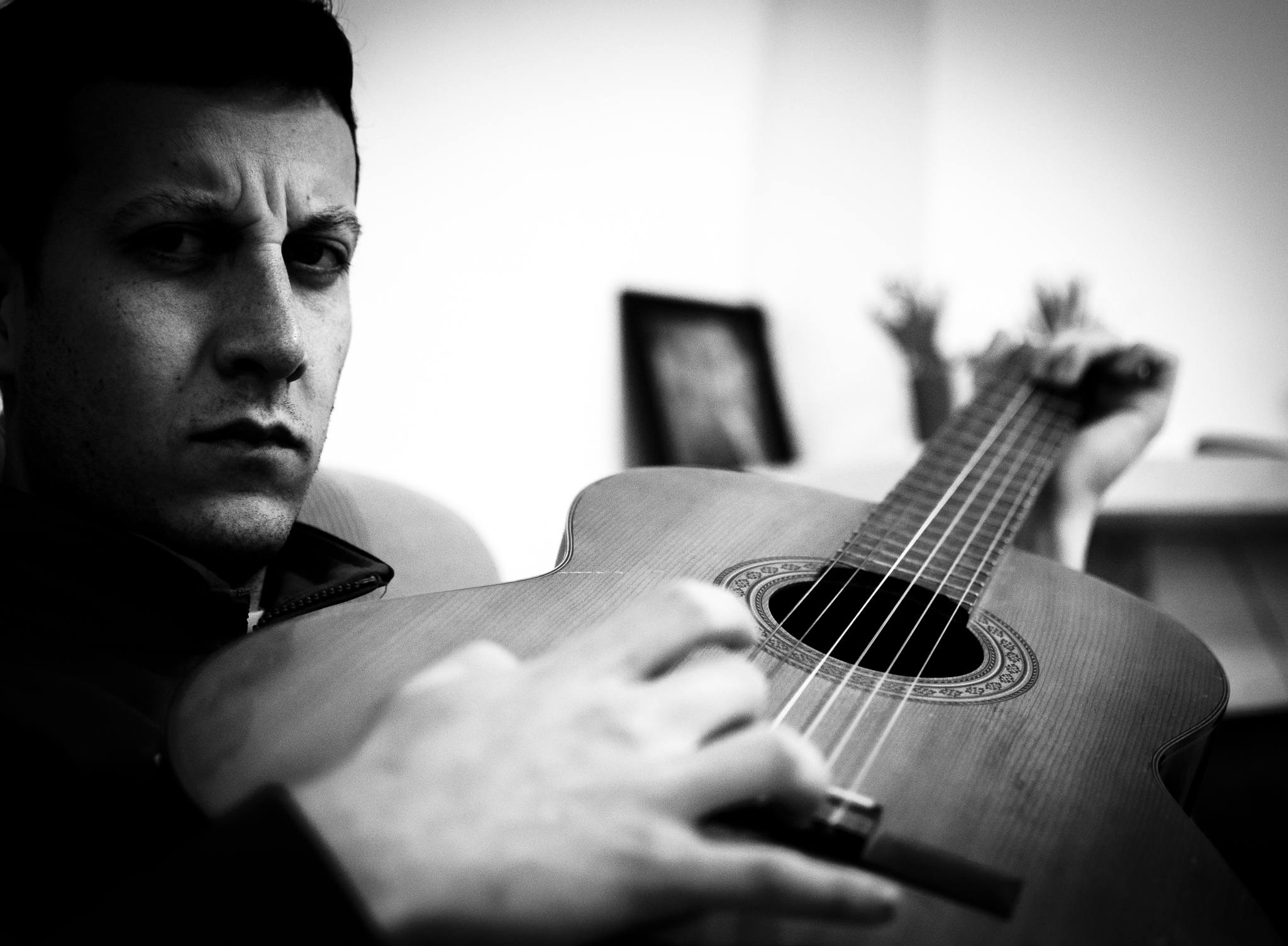giovanni with guitar