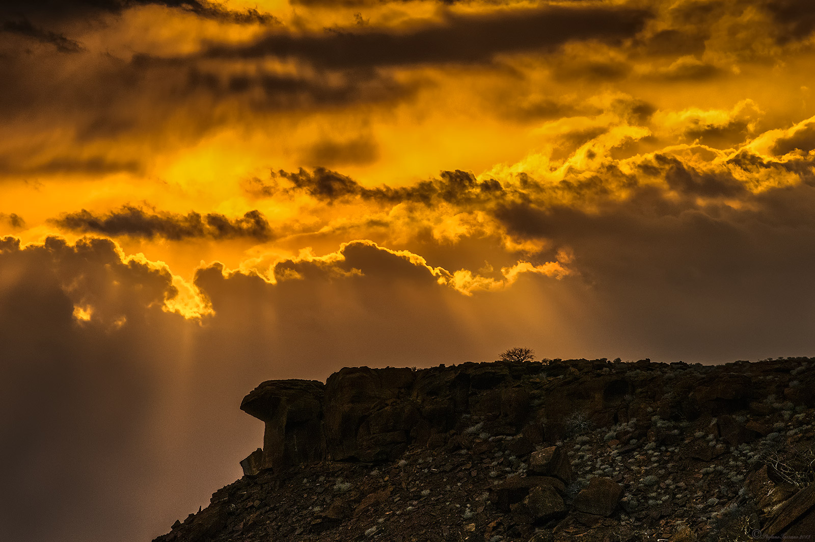 dawn fire at Twyfelfontein