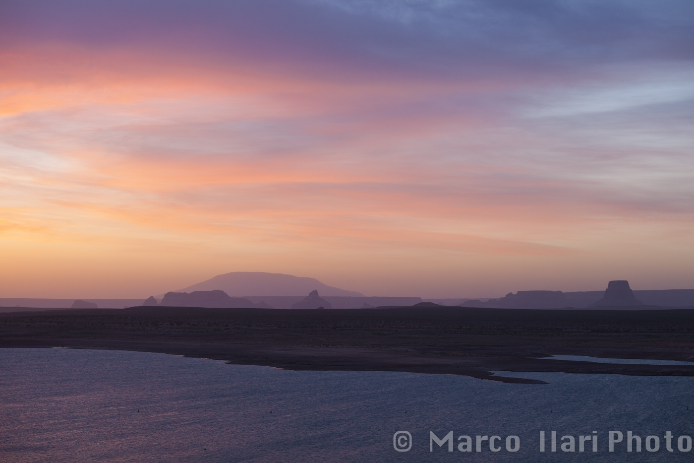 Lake Powell, sunrise