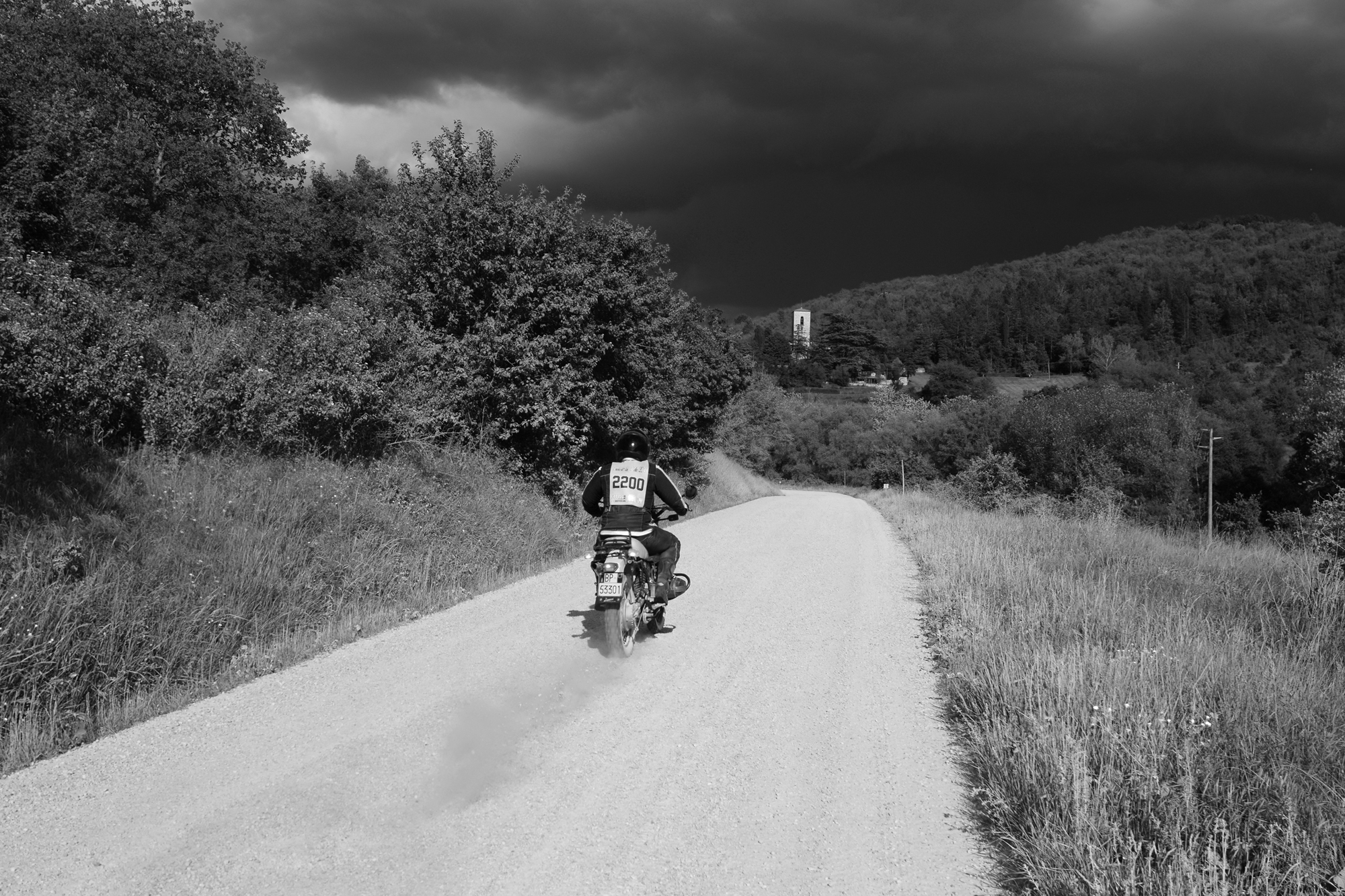 Di corsa verso il lavaggio (b&w)