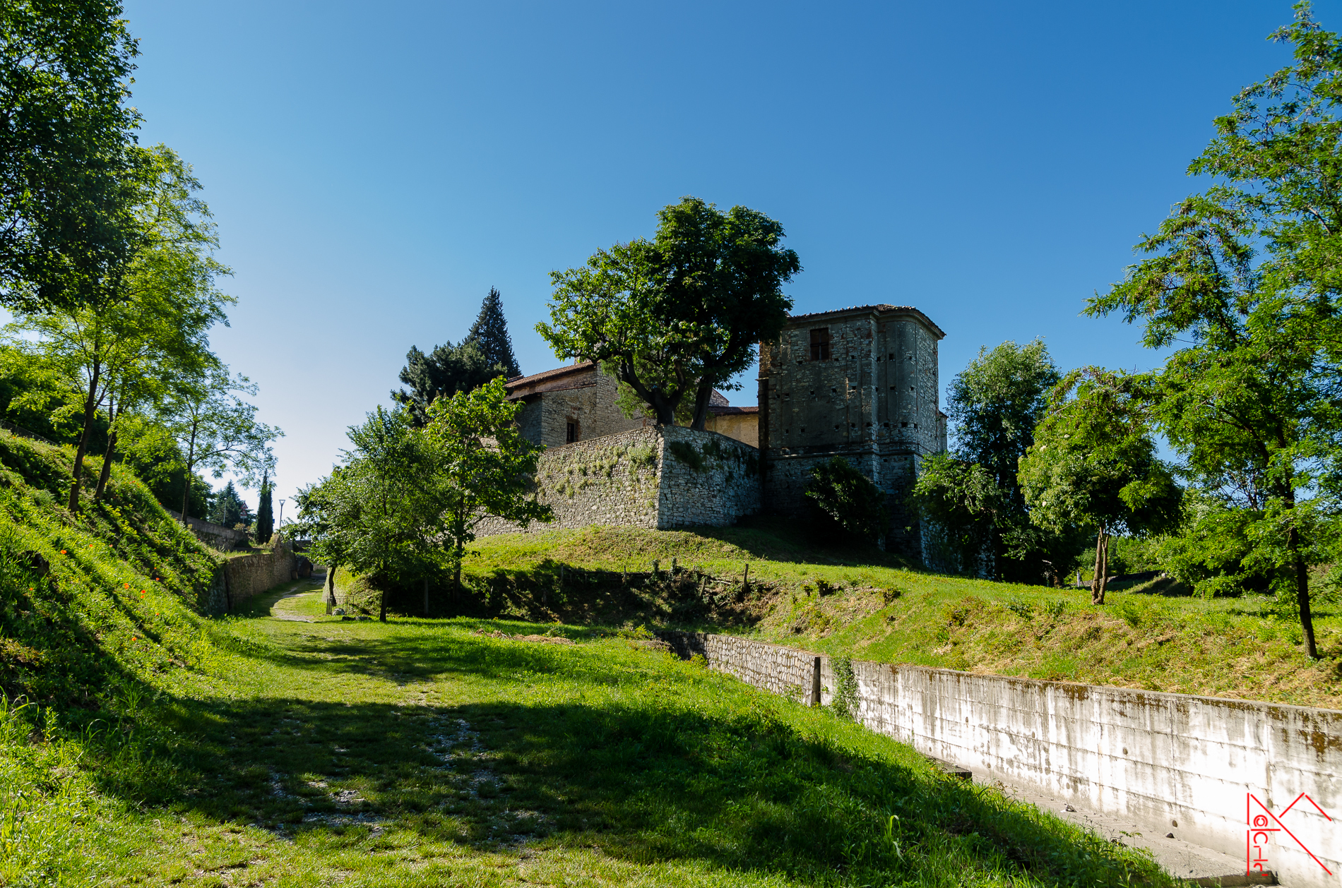 Monastery of St Peter in Lamosa