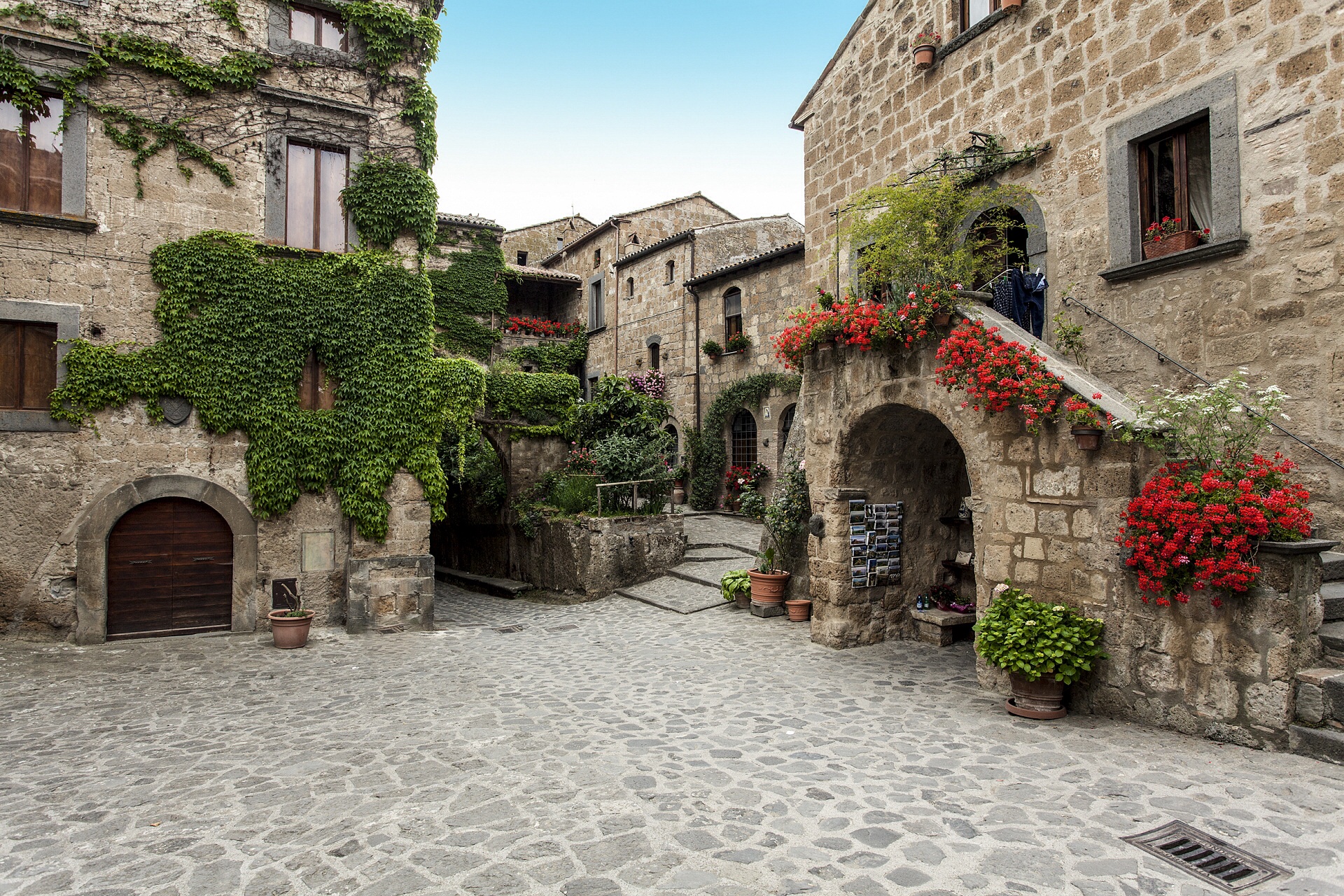 Scorcio di Civita di Bagnoregio versione non desaturara
