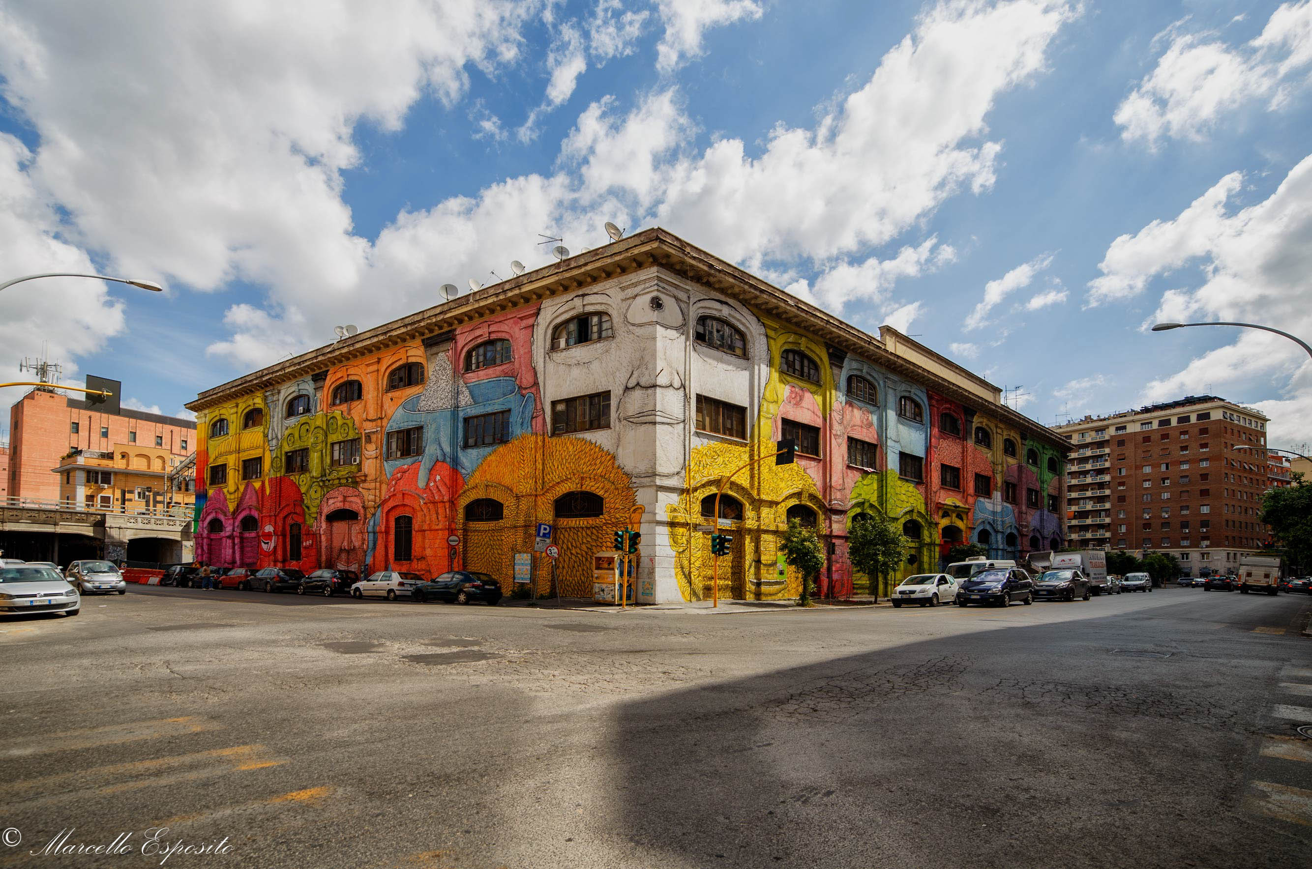 the house of a thousand colors