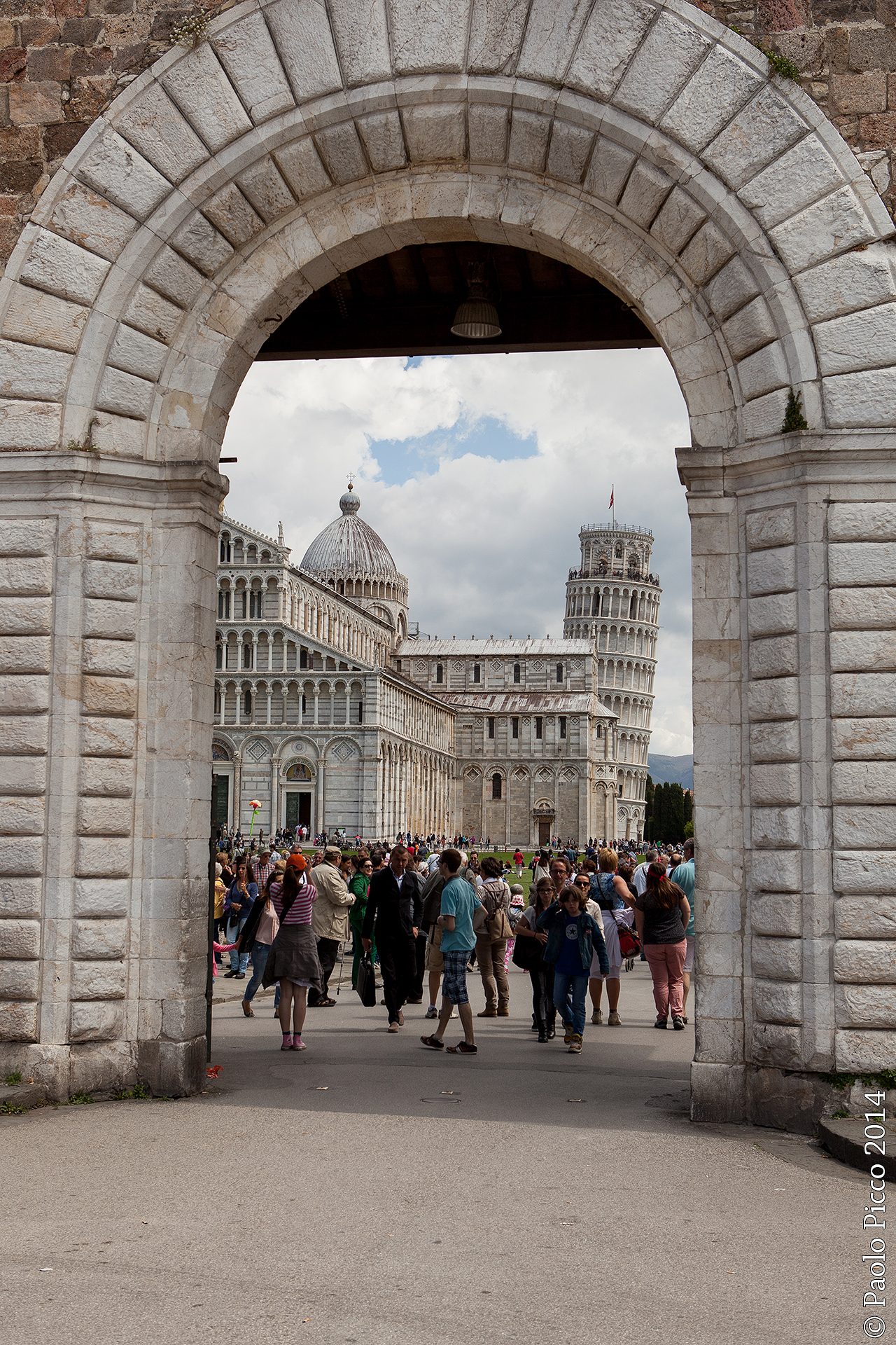 Pisa:Porta Nuova e Piazza dei Miracoli