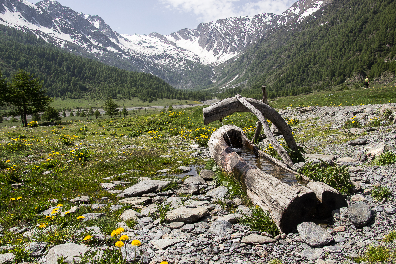 Fountain in the valley of the Pra